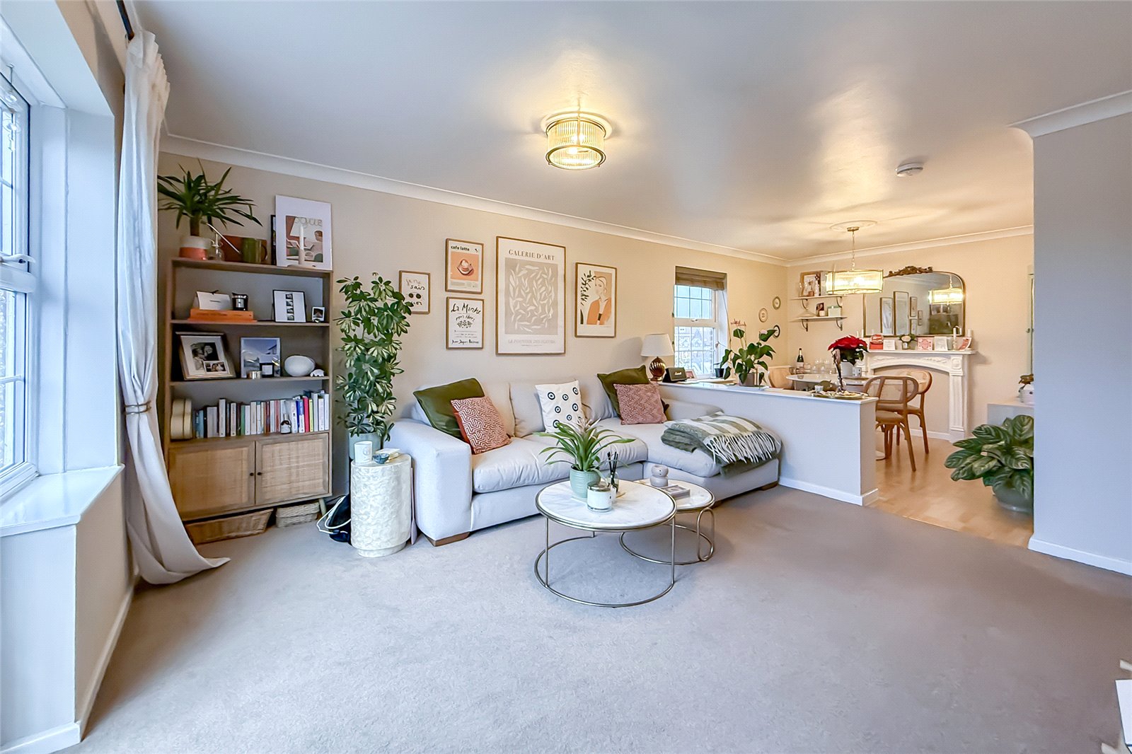 2 bed apartment to rent in Batterdale, Hatfield, Hertfordshire, AL9 - Property Image 3