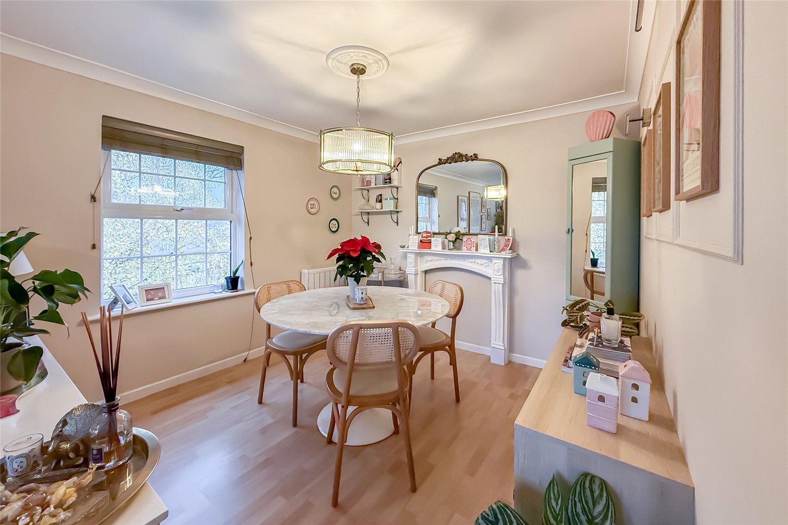 2 bed apartment to rent in Batterdale, Hatfield, Hertfordshire, AL9 - Property Image 5
