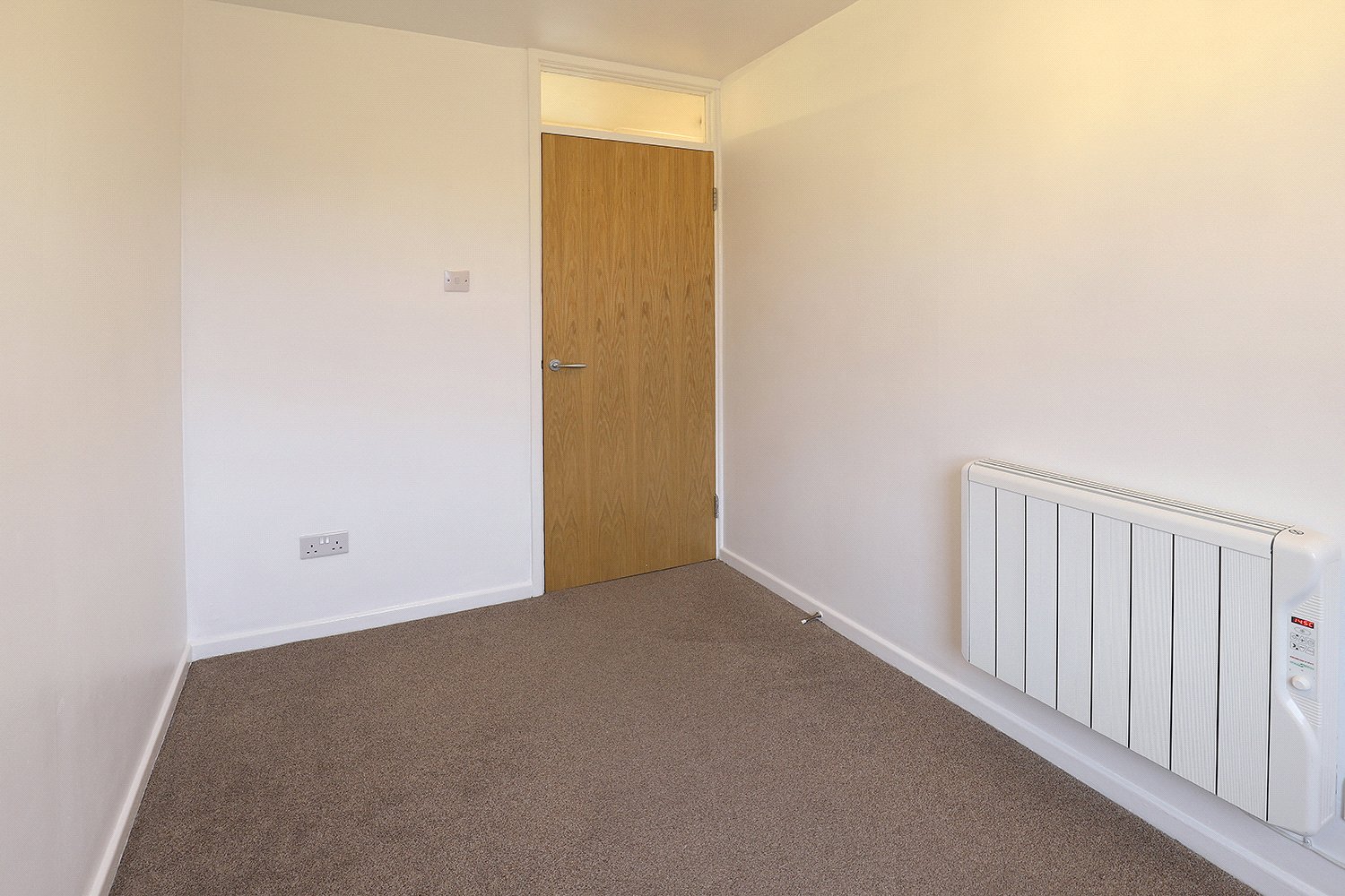 2 bed apartment to rent in Batterdale, Hatfield, Hertfordshire, AL9 - Property Image 9