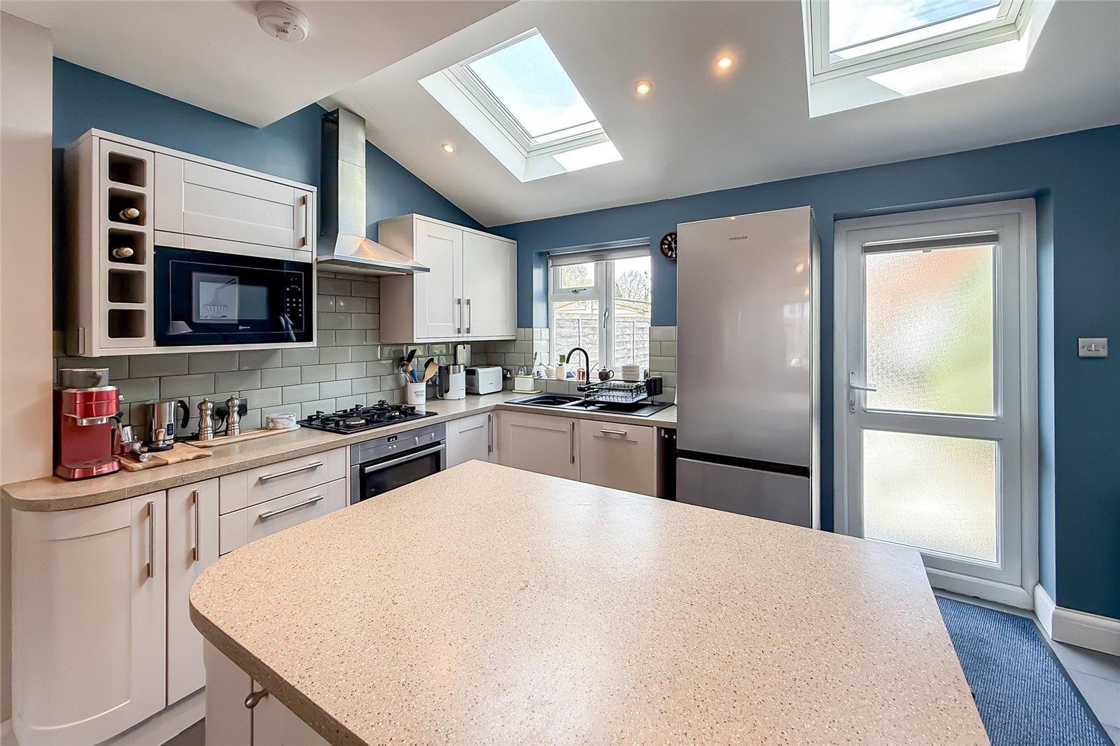 3 bed terraced house for sale in Sadleir Road, St. Albans, Hertfordshire, AL1  - Property Image 2
