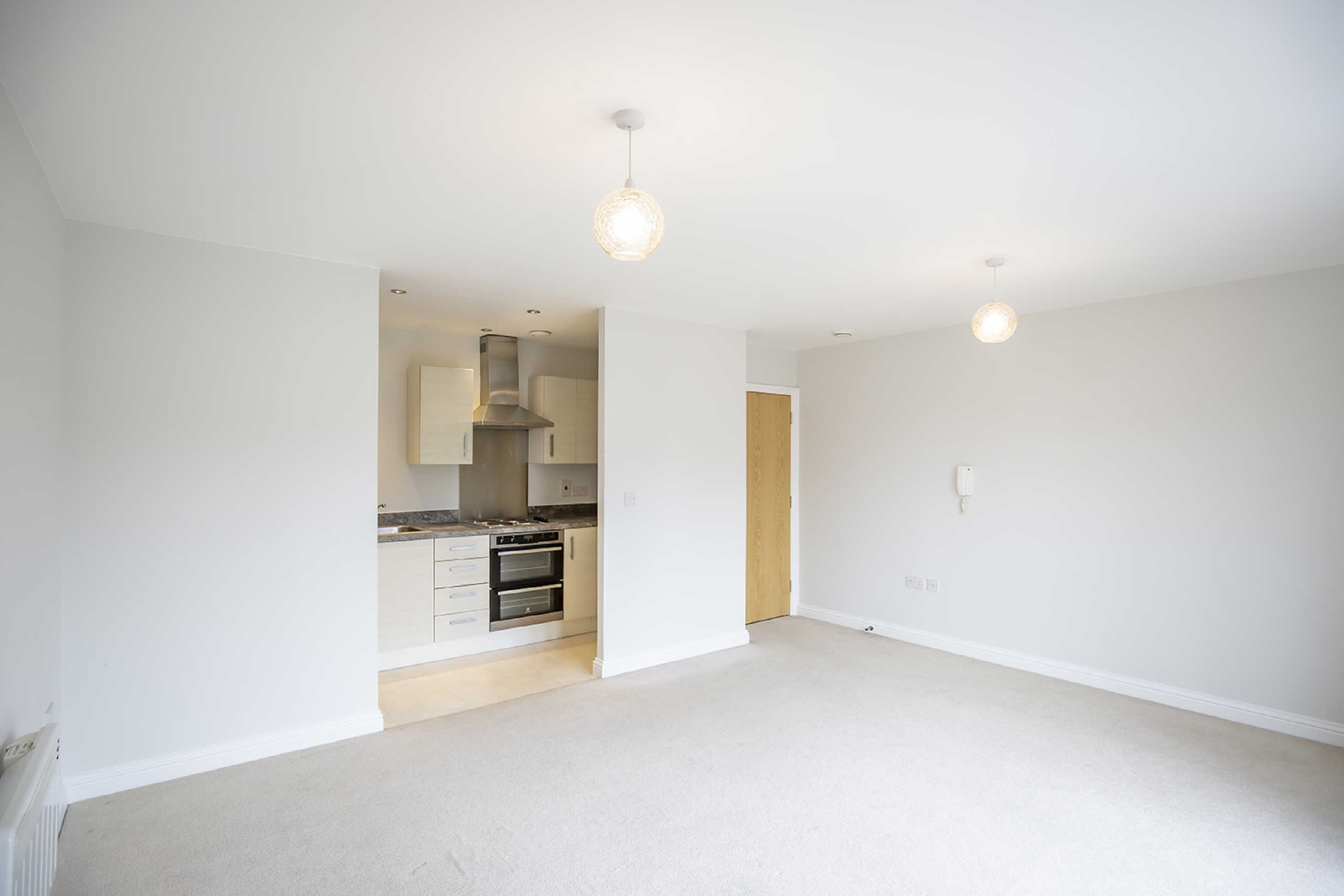 2 bed apartment to rent in Cobalt Court, Hedley Road, St. Albans, Hertfordshire, AL1 - Property Image 3