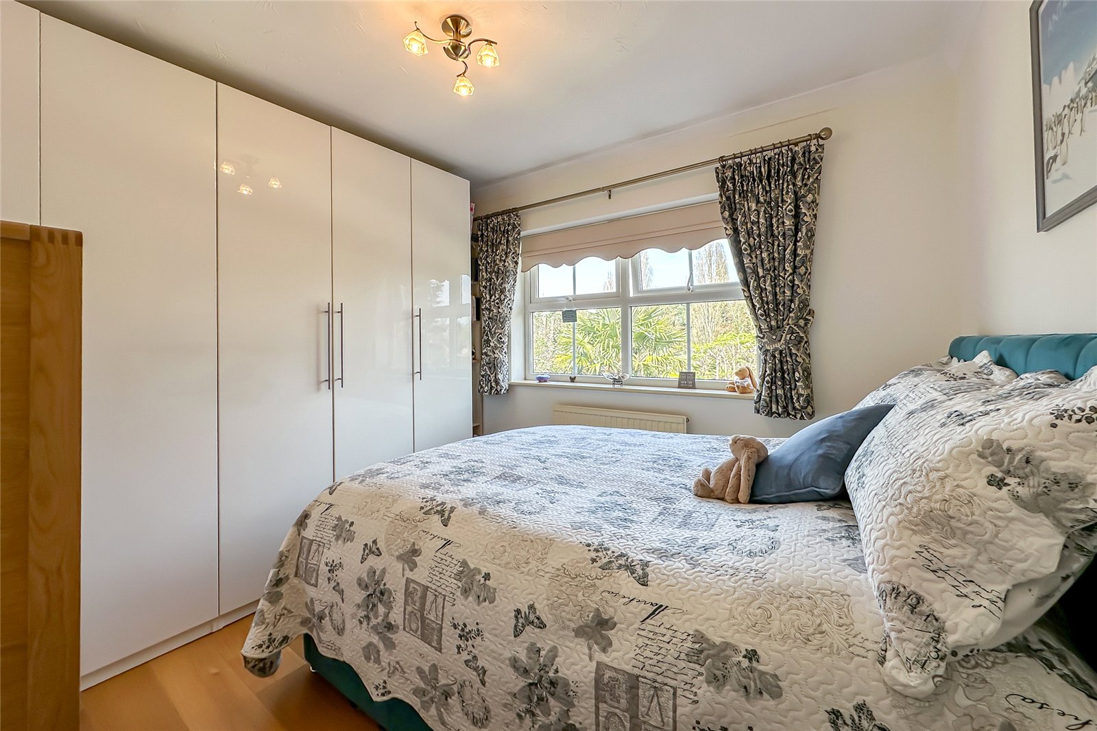 4 bed detached house for sale in Brightview Close, Bricket Wood, St. Albans, Hertfordshire, AL2  - Property Image 7