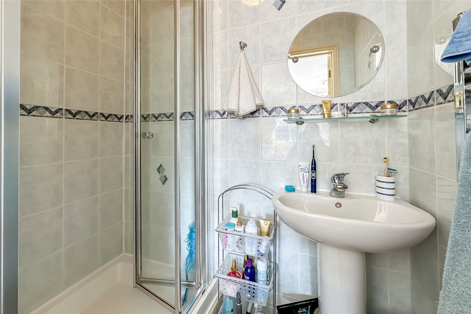 4 bed detached house for sale in Brightview Close, Bricket Wood, St. Albans, Hertfordshire, AL2  - Property Image 8