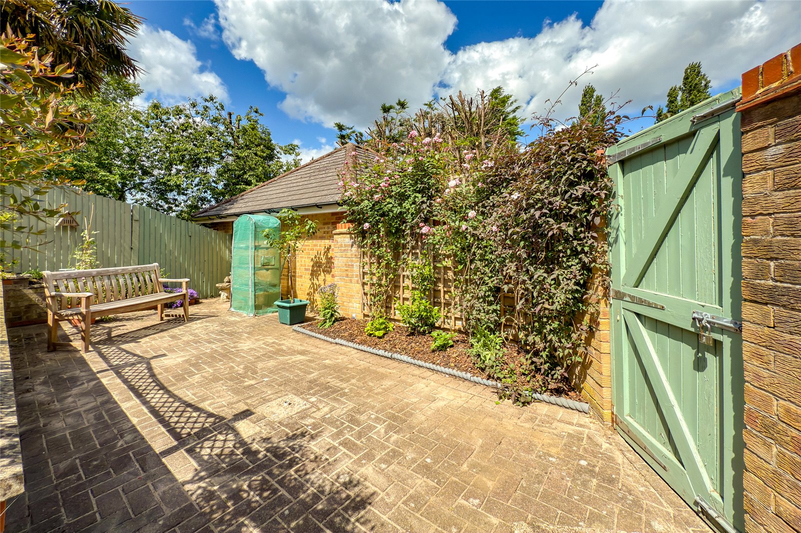 4 bed detached house for sale in Brightview Close, Bricket Wood, St. Albans, Hertfordshire, AL2  - Property Image 17