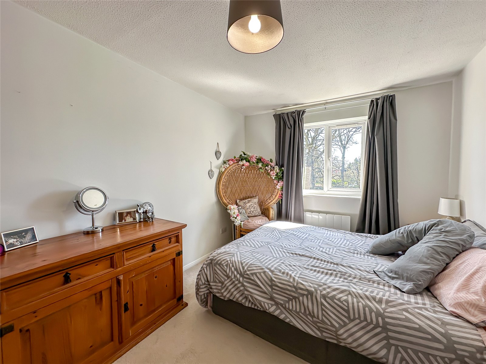 1 bed apartment to rent in Canterbury Court, Battlefield Road, St. Albans, Hertfordshire, AL1 - Property Image 3