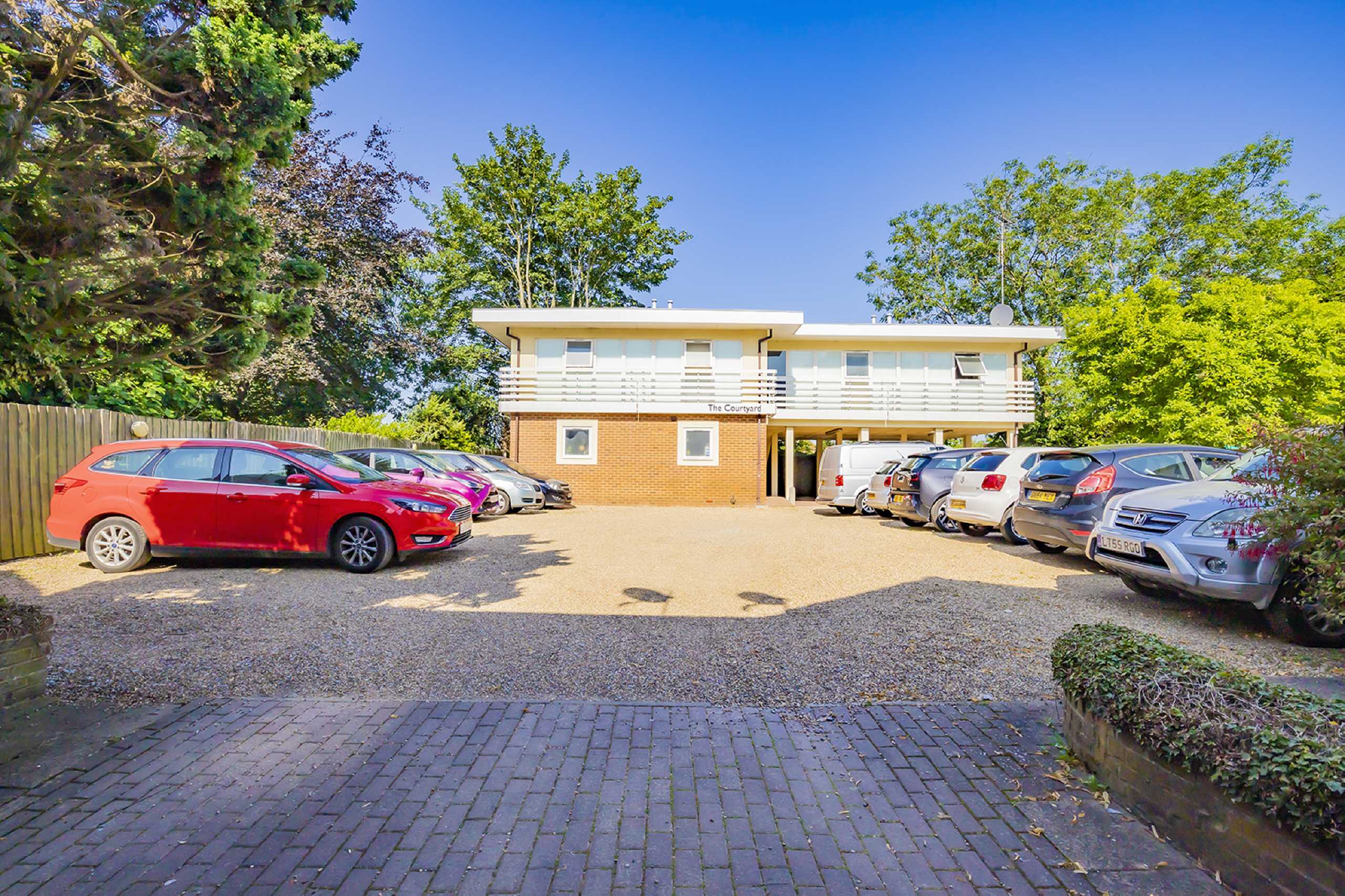 1 bed studio flat to rent in Granville Court, 23 Granville Road, St. Albans, Hertfordshire, AL1 - Property Image 4