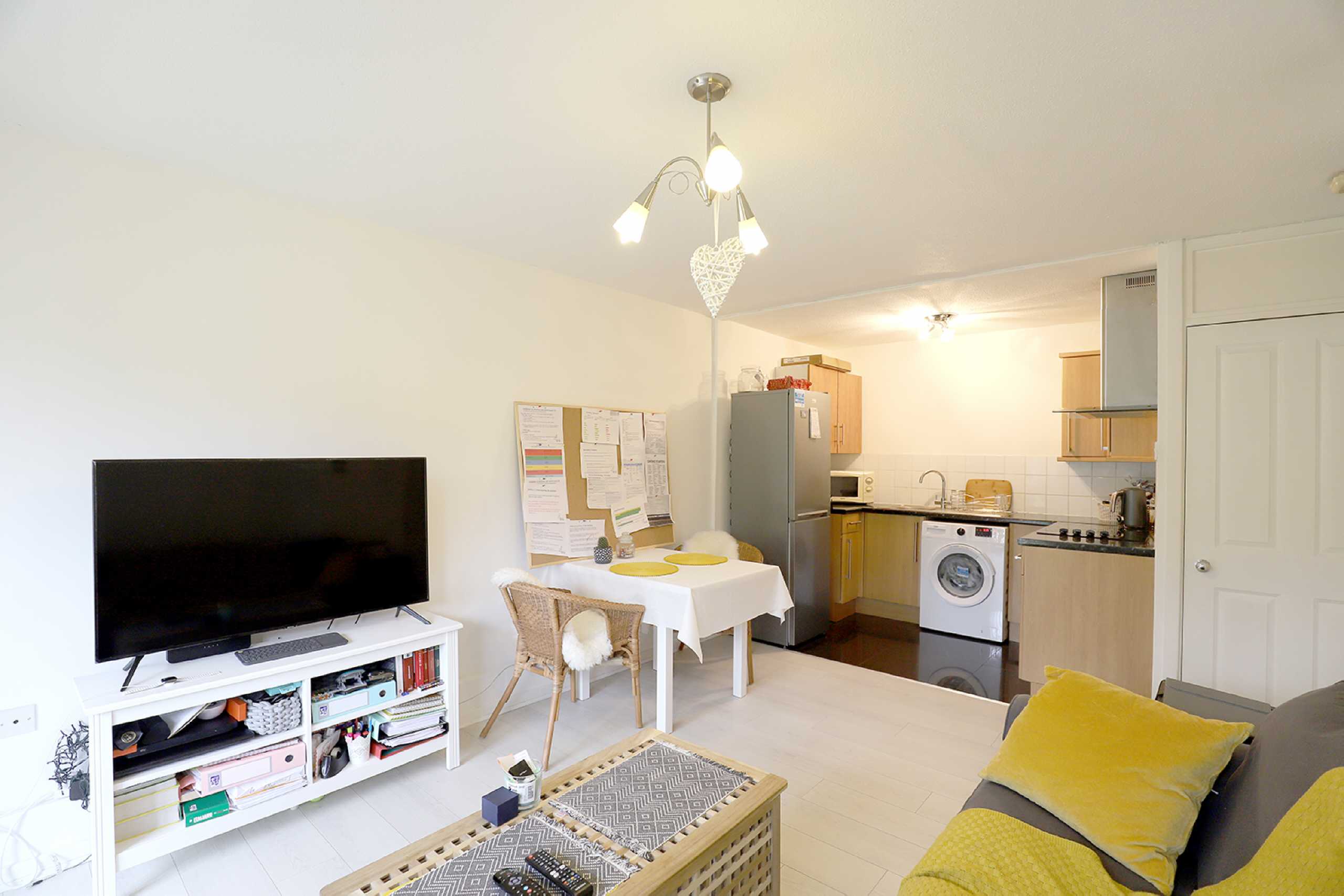 1 bed apartment to rent in Hawkshill, St. Albans, Hertfordshire, AL1 - Property Image 11