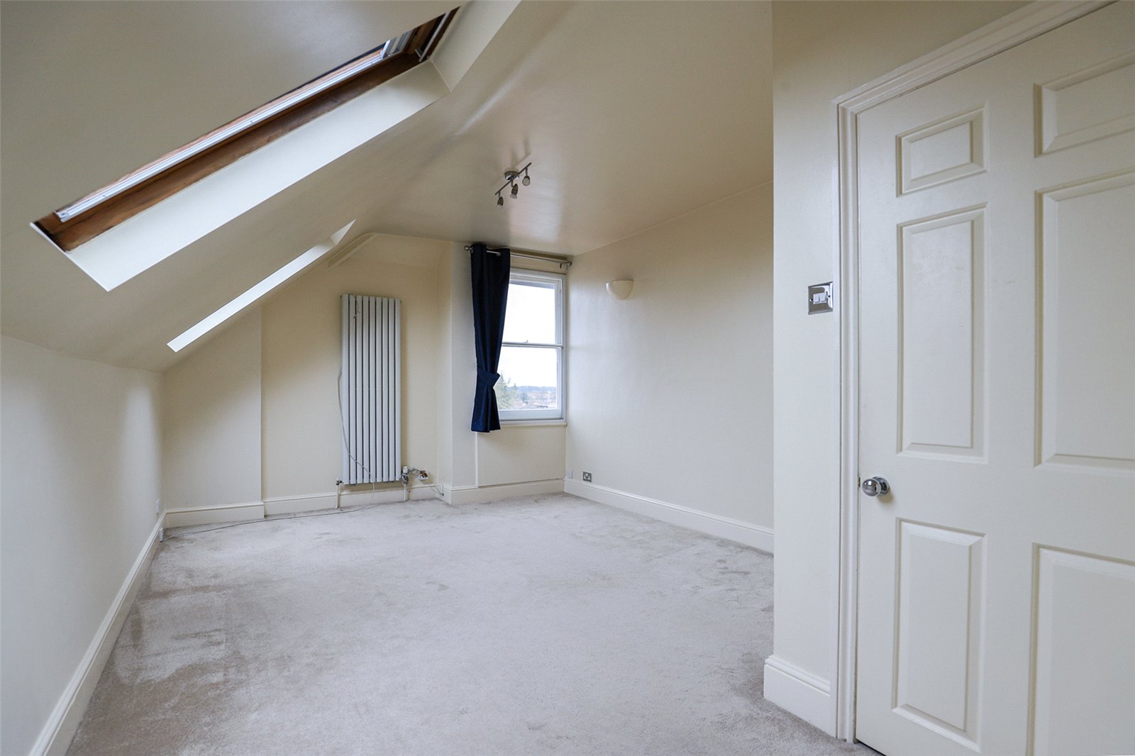 2 bed apartment to rent in Wilton Court, 14 Carlisle Avenue, St. Albans, Hertfordshire, AL3 - Property Image 3