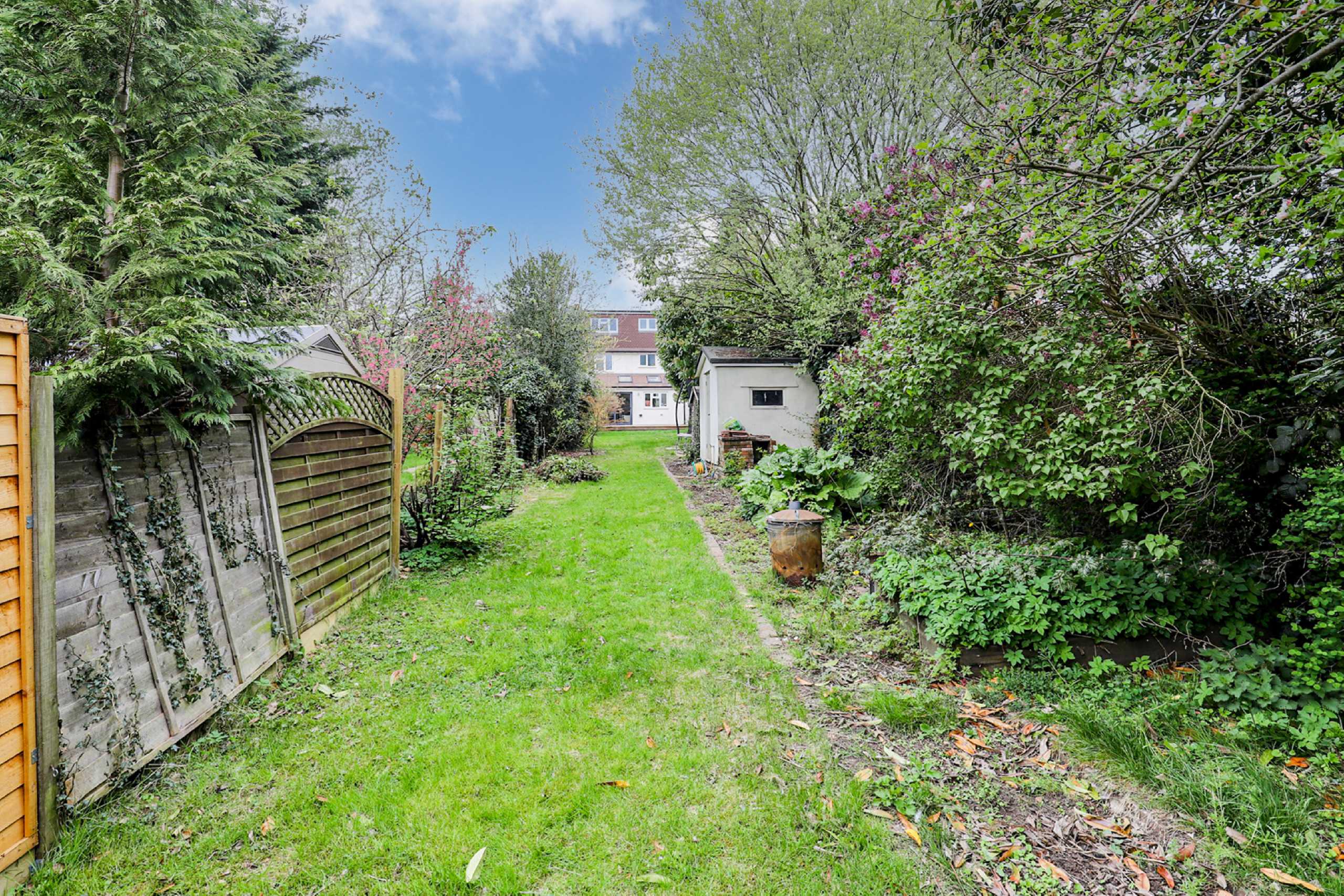 4 bed semi-detached house to rent in Watford Road, St. Albans, Hertfordshire, AL2  - Property Image 4