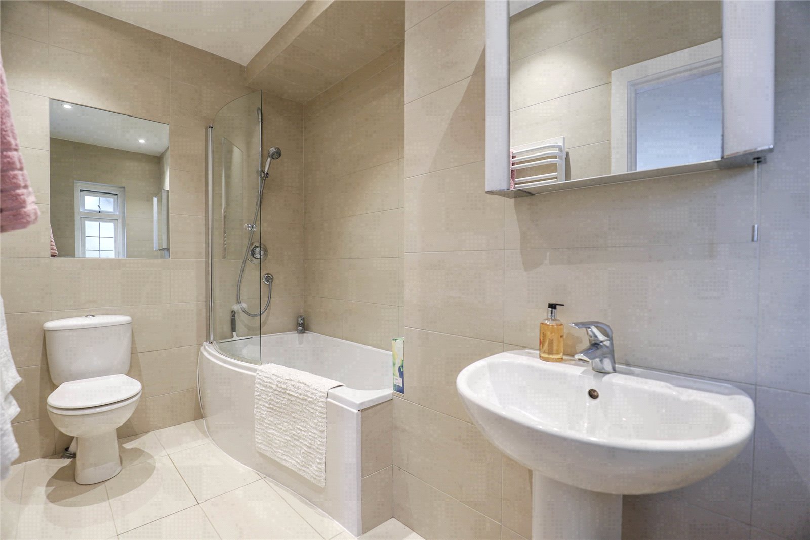 6 bed detached house for sale in Townsend Drive, St. Albans, Hertfordshire, AL3  - Property Image 16