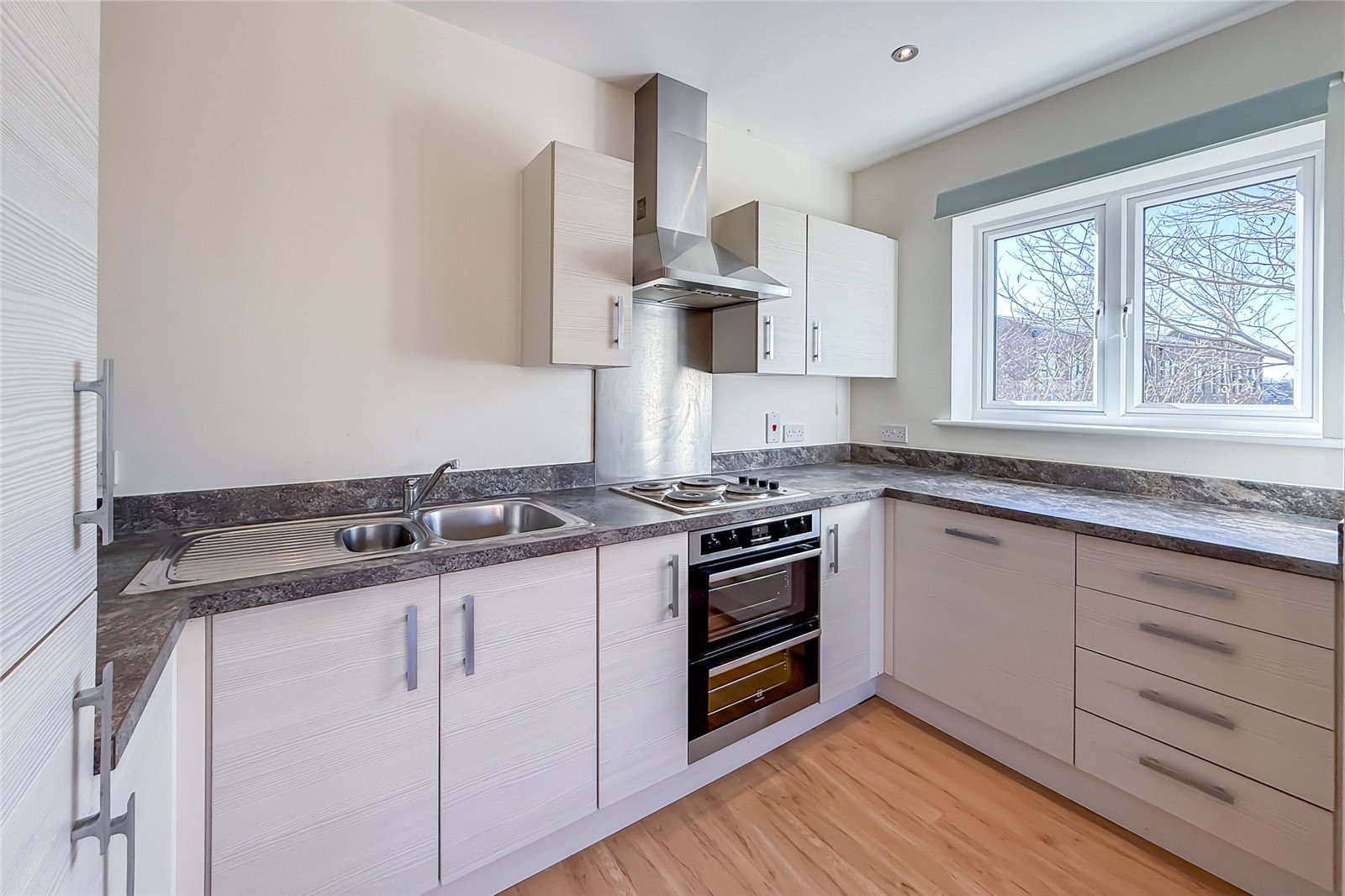 2 bed apartment to rent in Cobalt Court, Hedley Road, St Albans, Herts, AL1  - Property Image 5