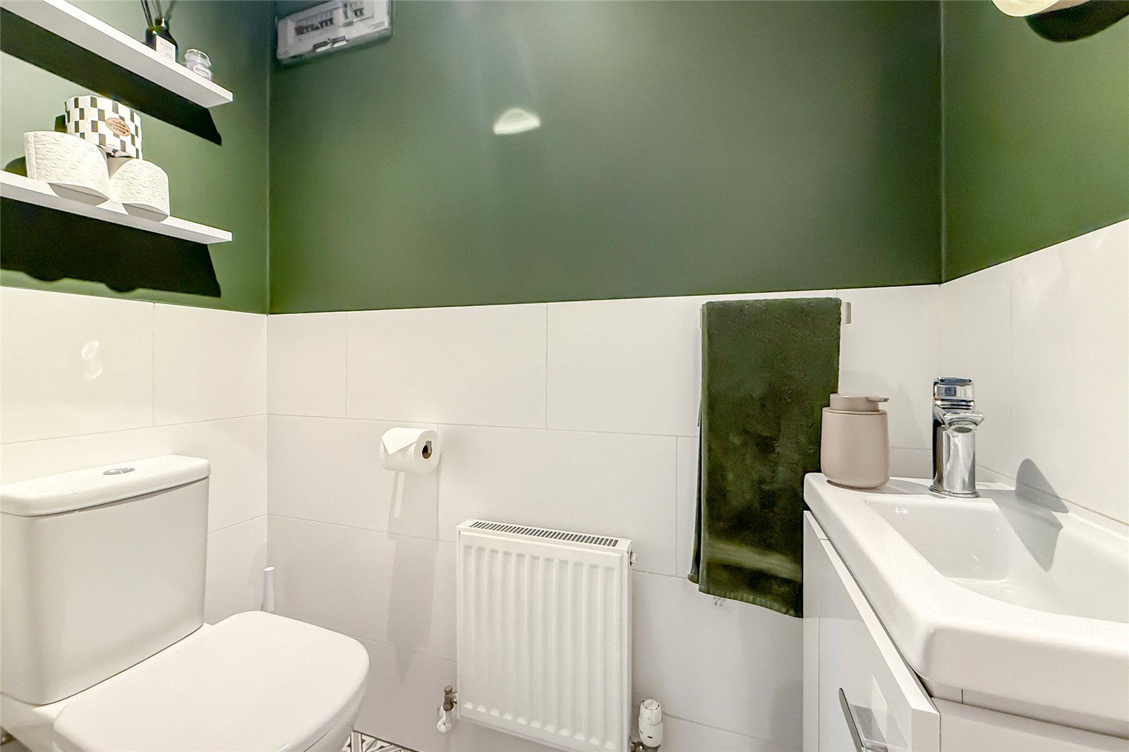 2 bed terraced house for sale in Starlight Way, St Albans, Hertfordshire, AL4  - Property Image 15