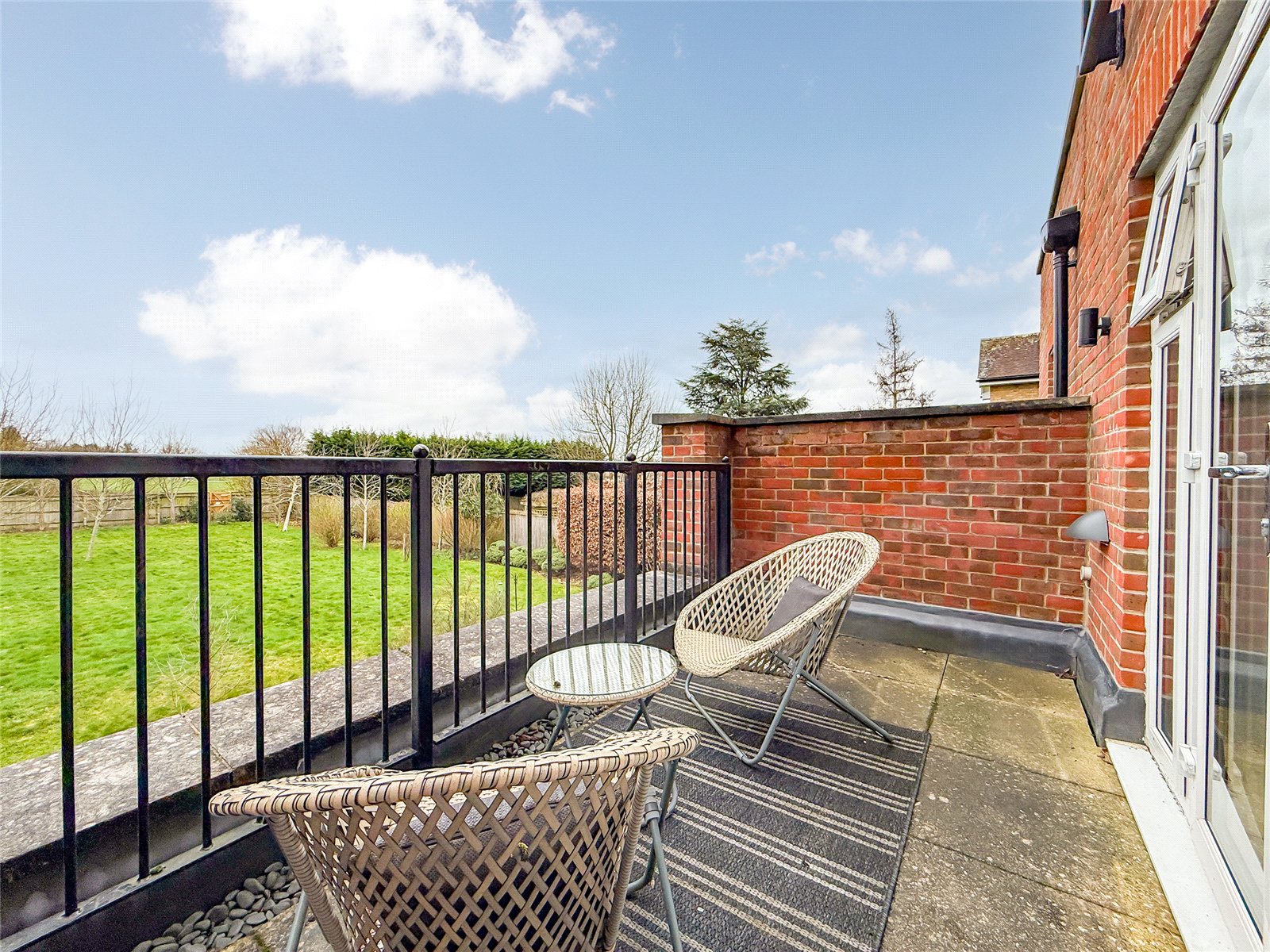 2 bed apartment for sale in Watling House, London Road, St. Albans, Hertfordshire, AL1 - Property Image 5