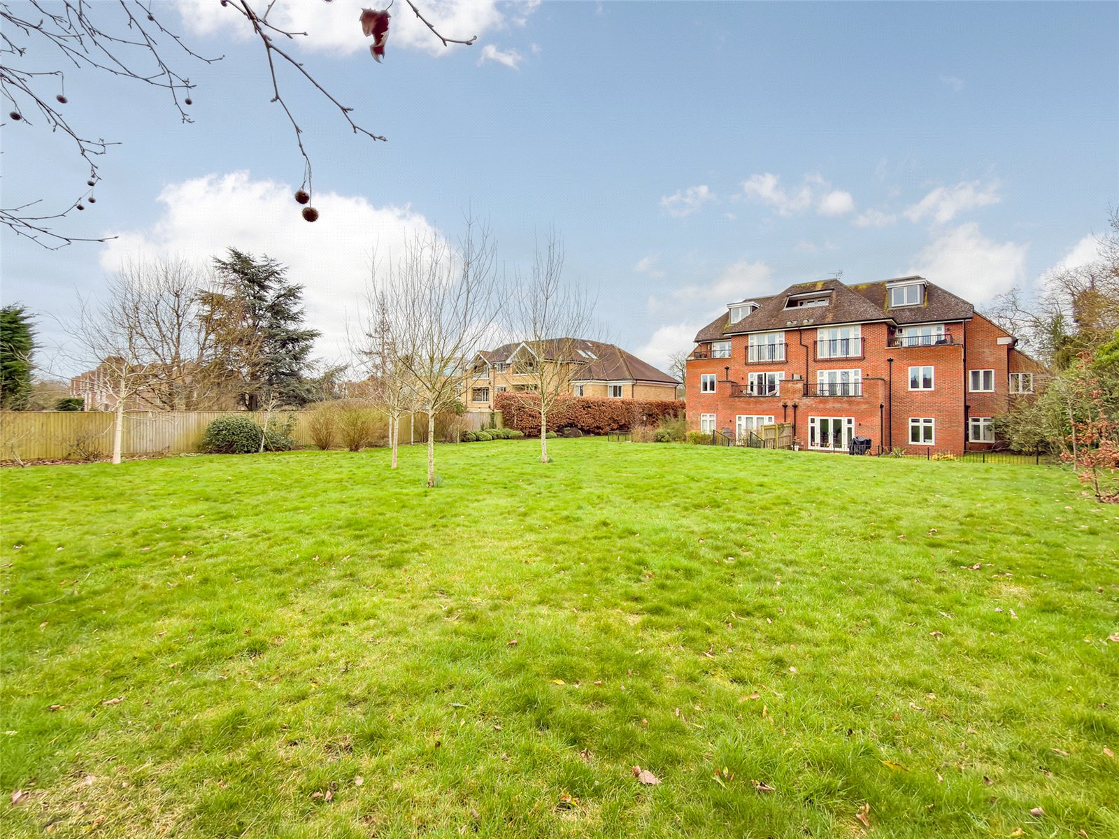 2 bed apartment for sale in Watling House, London Road, St. Albans, Hertfordshire, AL1 - Property Image 20