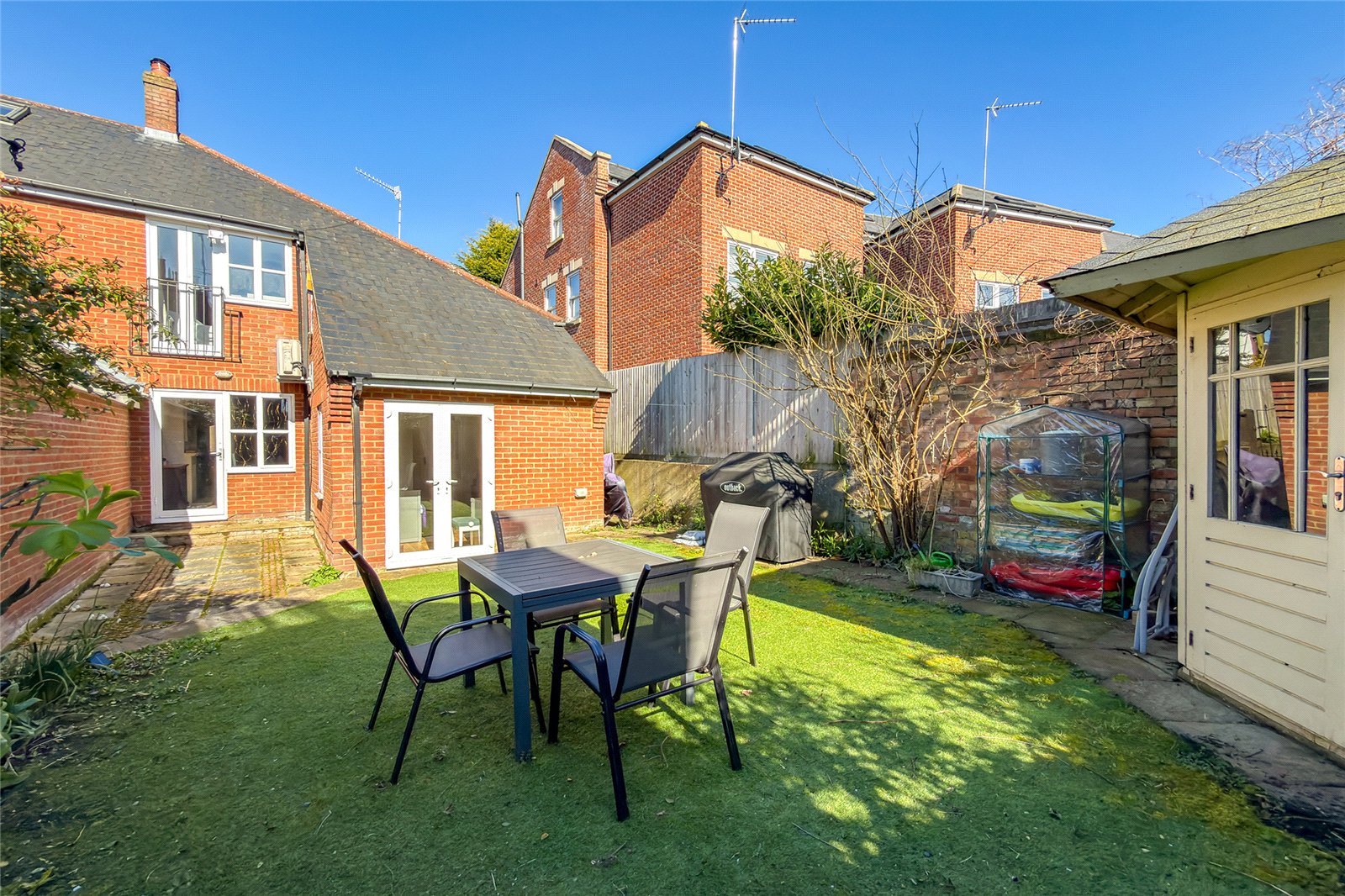 2 bed end of terrace house for sale in Knights Orchard, Verulam Road, St. Albans, Hertfordshire, AL3  - Property Image 18