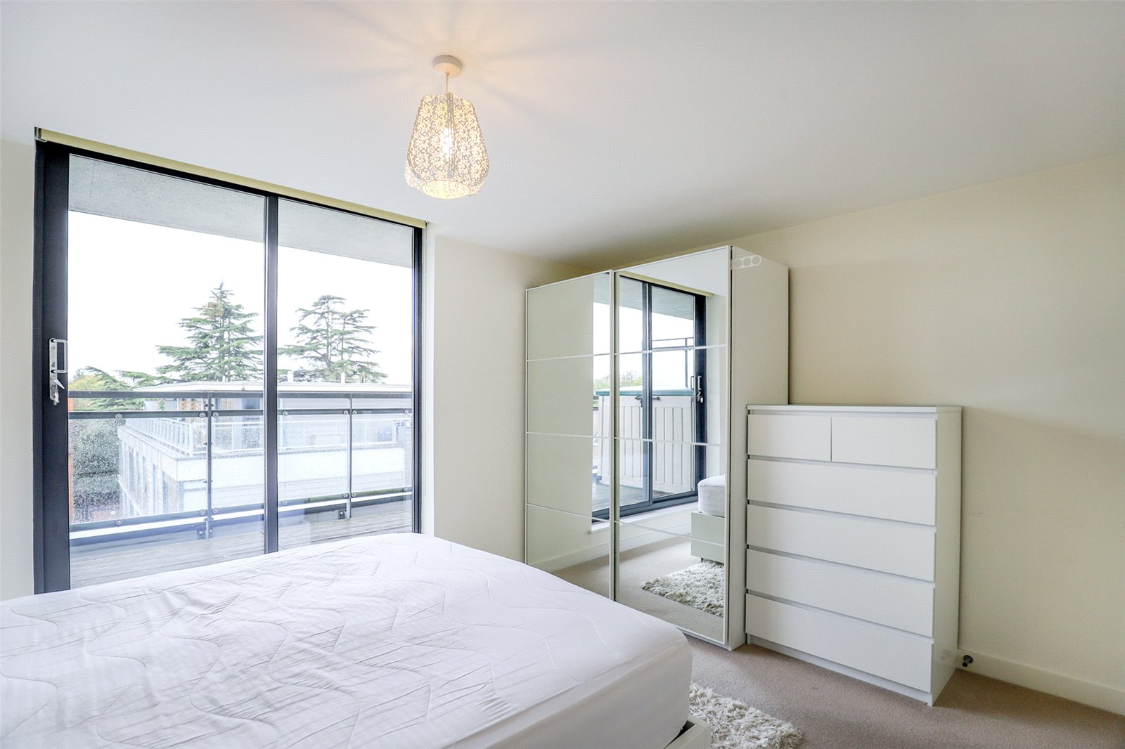 1 bed penthouse to rent in Whitley Court, Hatfield Road, Newsom Place, St Albans, Hertfordshire, AL1 - Property Image 6