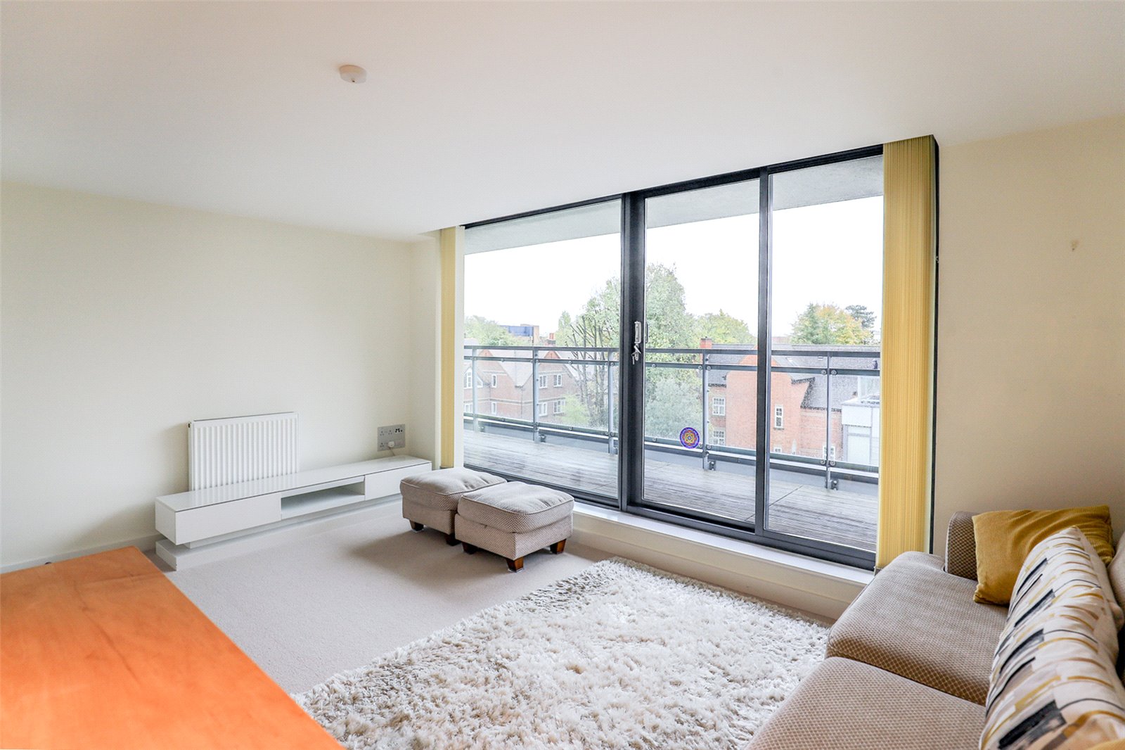 1 bed penthouse to rent in Whitley Court, Hatfield Road, Newsom Place, St Albans, Hertfordshire, AL1 - Property Image 9