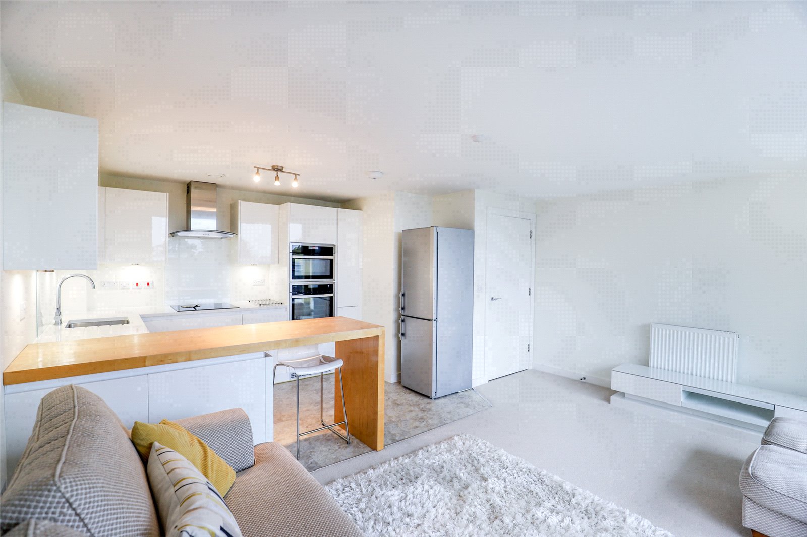 1 bed penthouse to rent in Whitley Court, Hatfield Road, Newsom Place, St Albans, Hertfordshire, AL1 - Property Image 10