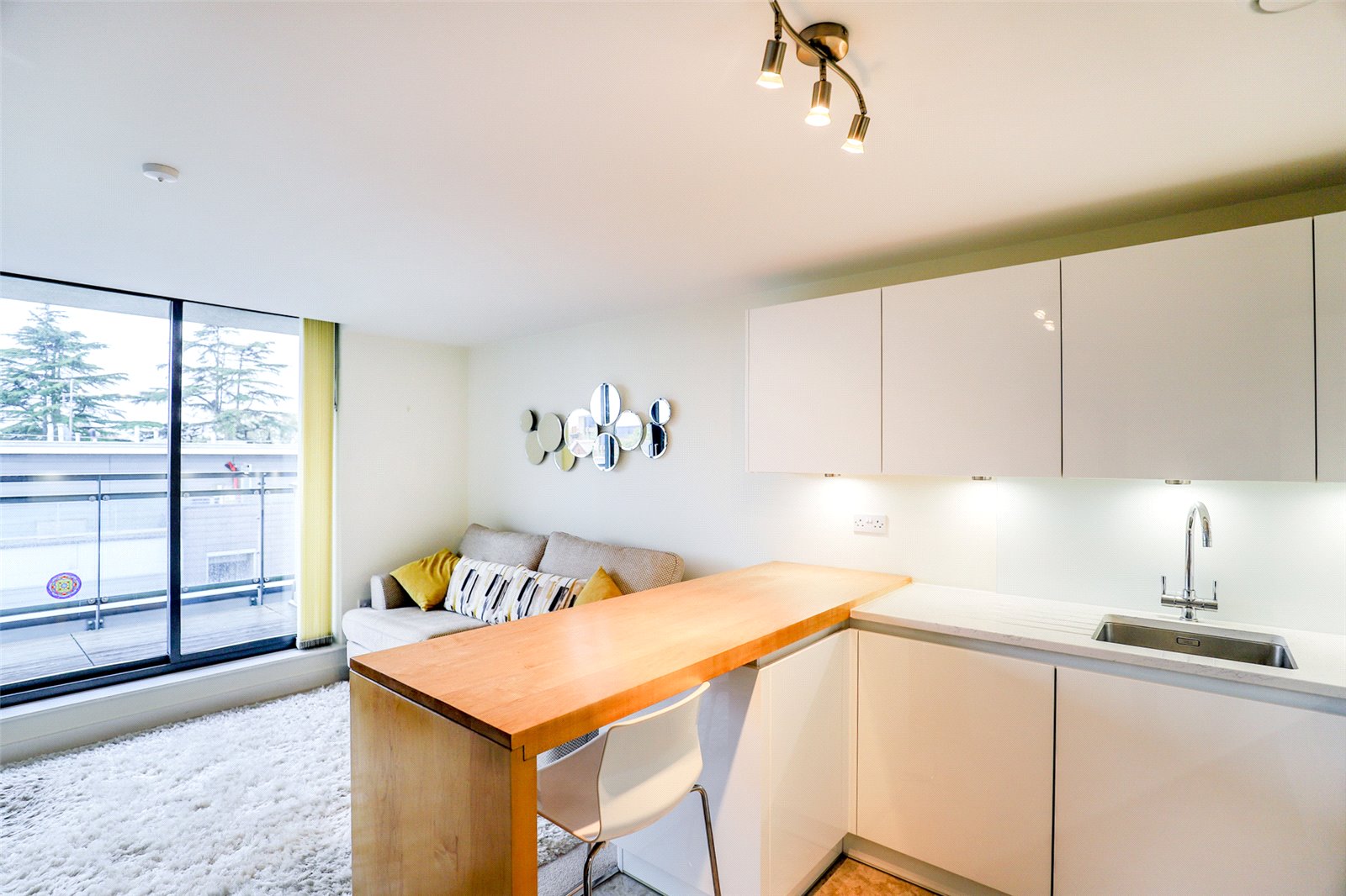 1 bed penthouse to rent in Whitley Court, Hatfield Road, Newsom Place, St Albans, Hertfordshire, AL1 - Property Image 11