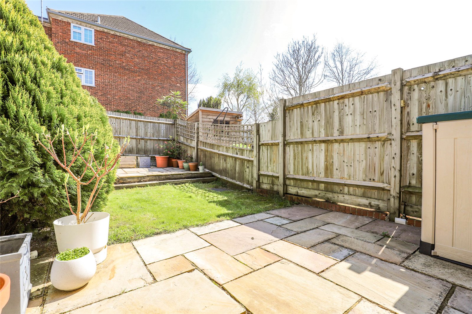 3 bed terraced house to rent in Elm Lawns Close, Avenue Road, St. Albans, Hertfordshire, AL1  - Property Image 4