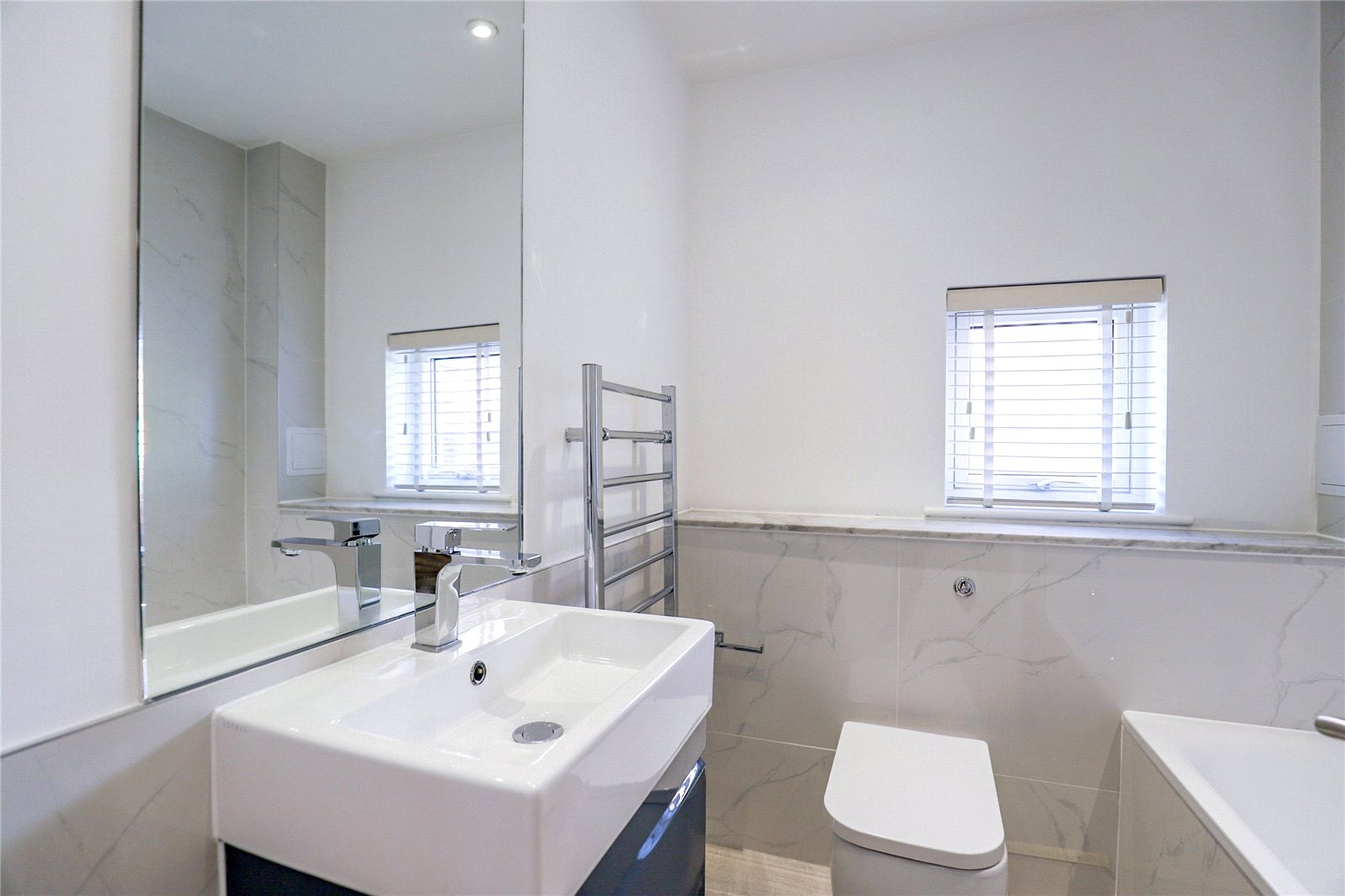 2 bed apartment to rent in Butlers Yard, Drovers Way, St. Albans, Hertfordshire, AL3 - Property Image 7