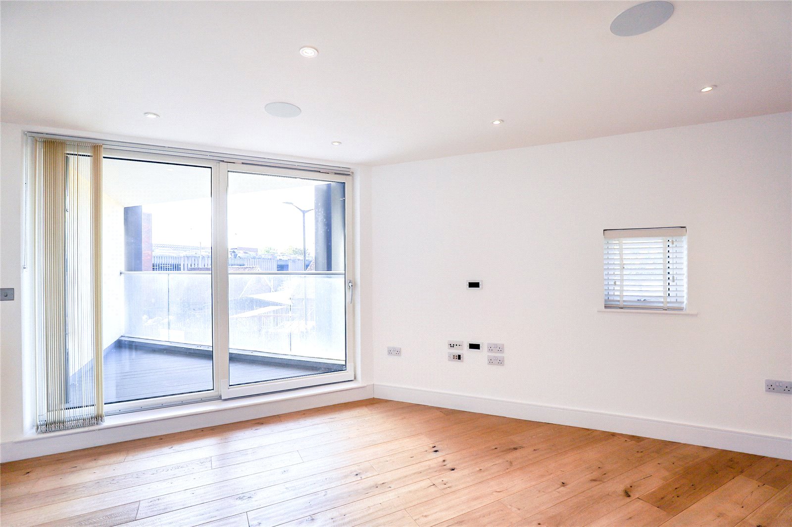 2 bed apartment to rent in Butlers Yard, Drovers Way, St. Albans, Hertfordshire, AL3 - Property Image 13