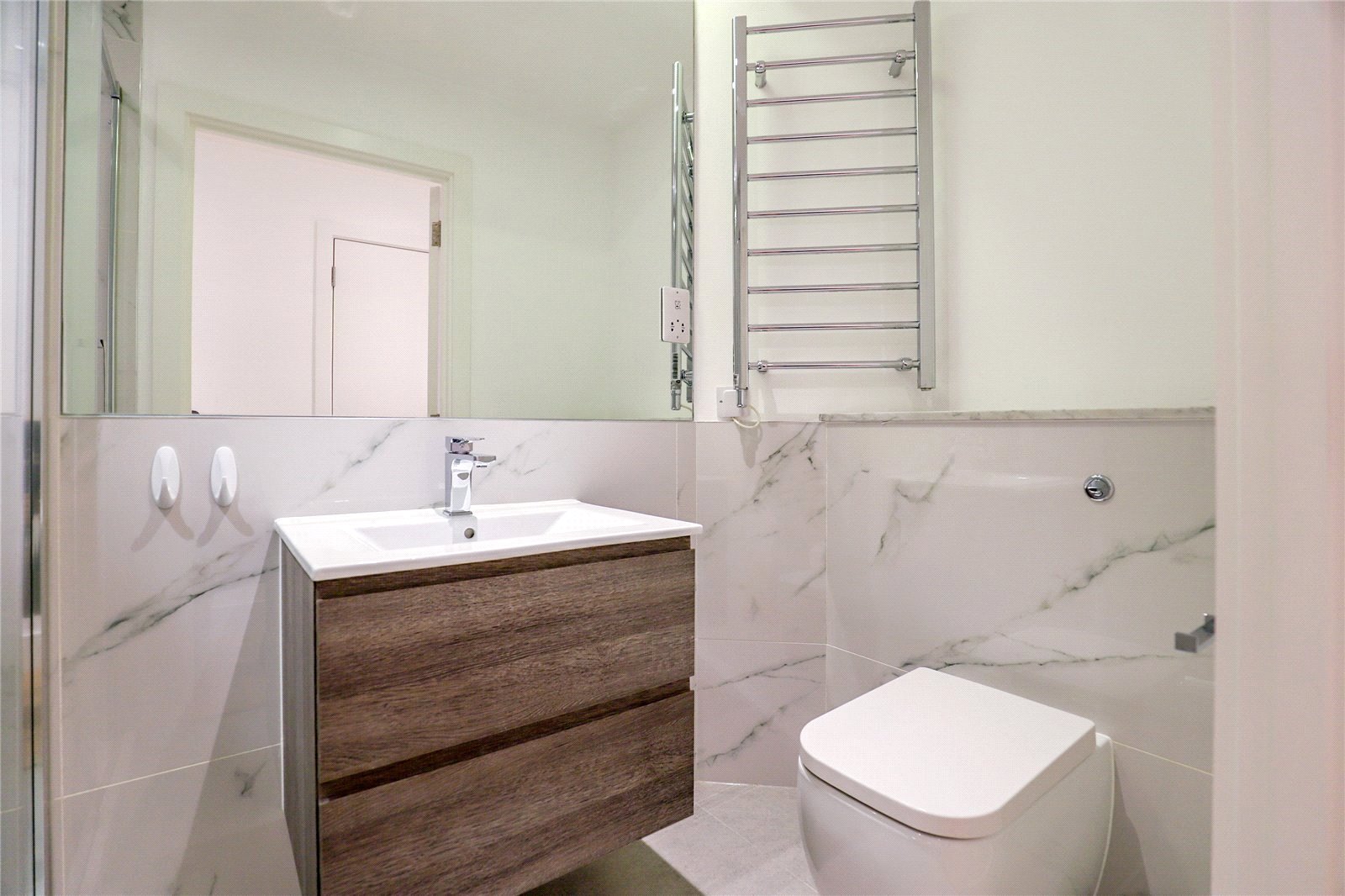 2 bed apartment to rent in Butlers Yard, Drovers Way, St. Albans, Hertfordshire, AL3 - Property Image 14