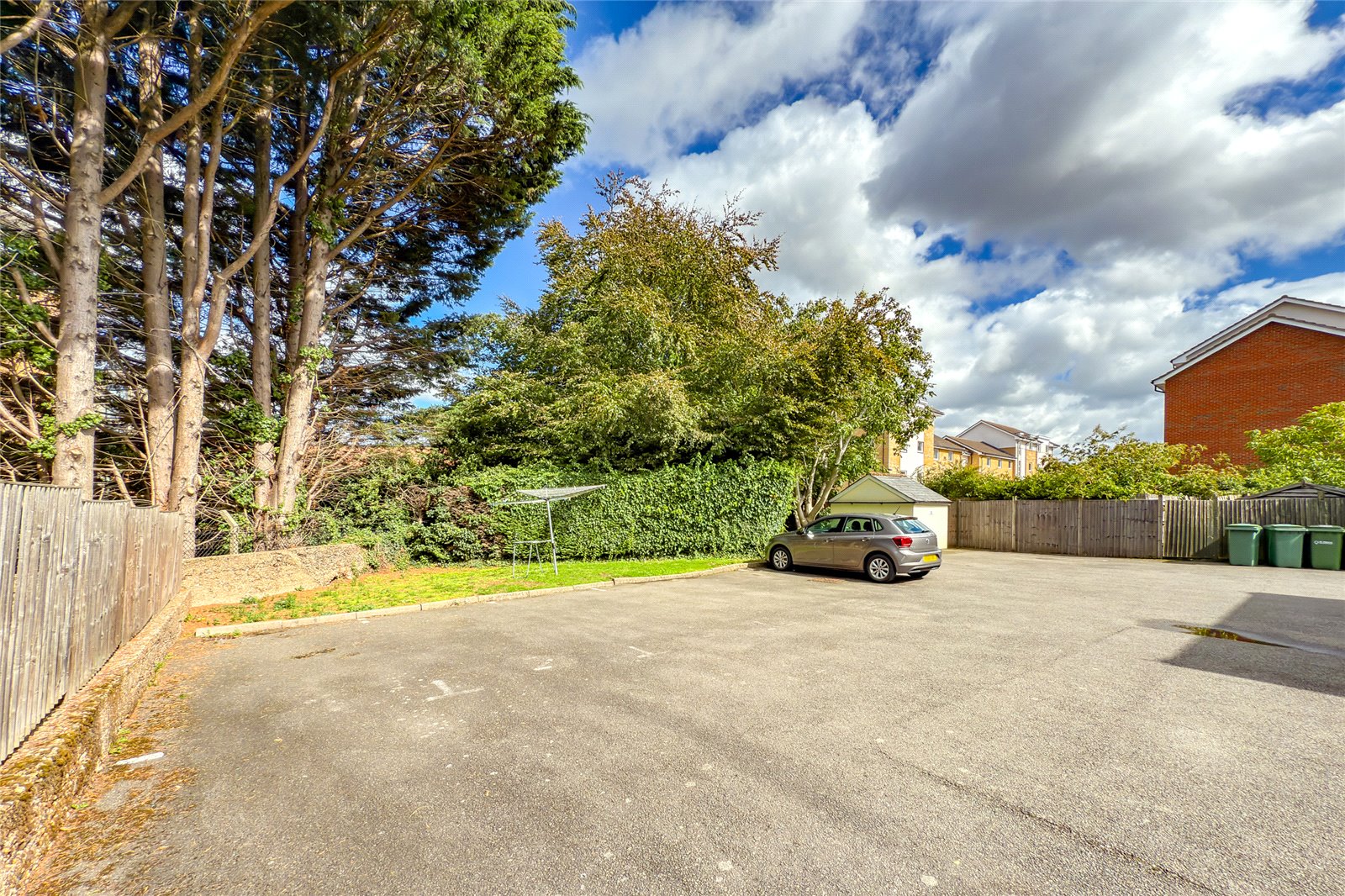 1 bed apartment for sale in Albanian Court, Camp Road, St Albans, Herts, AL1  - Property Image 7