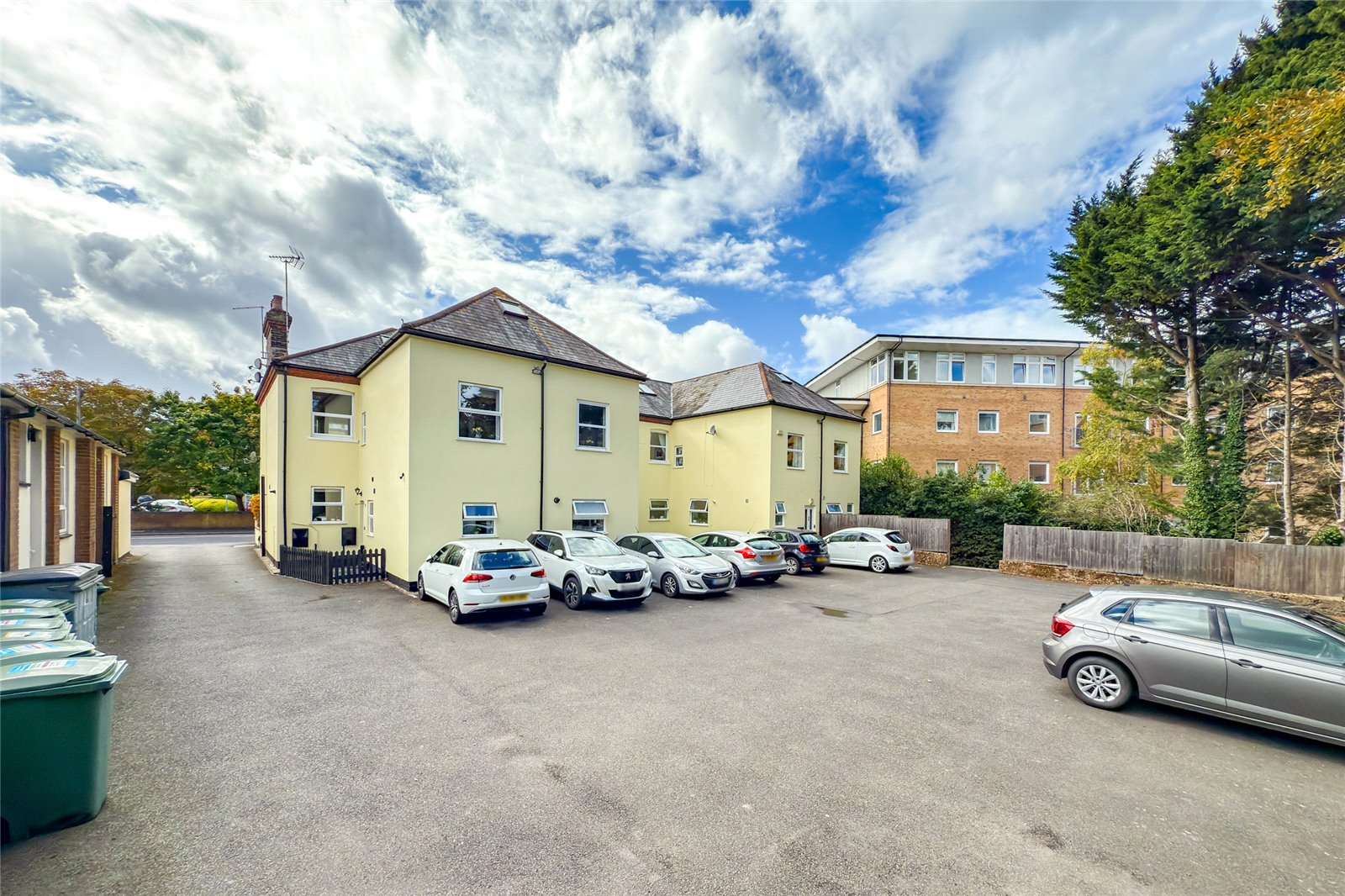 1 bed apartment for sale in Albanian Court, Camp Road, St Albans, Herts, AL1  - Property Image 8