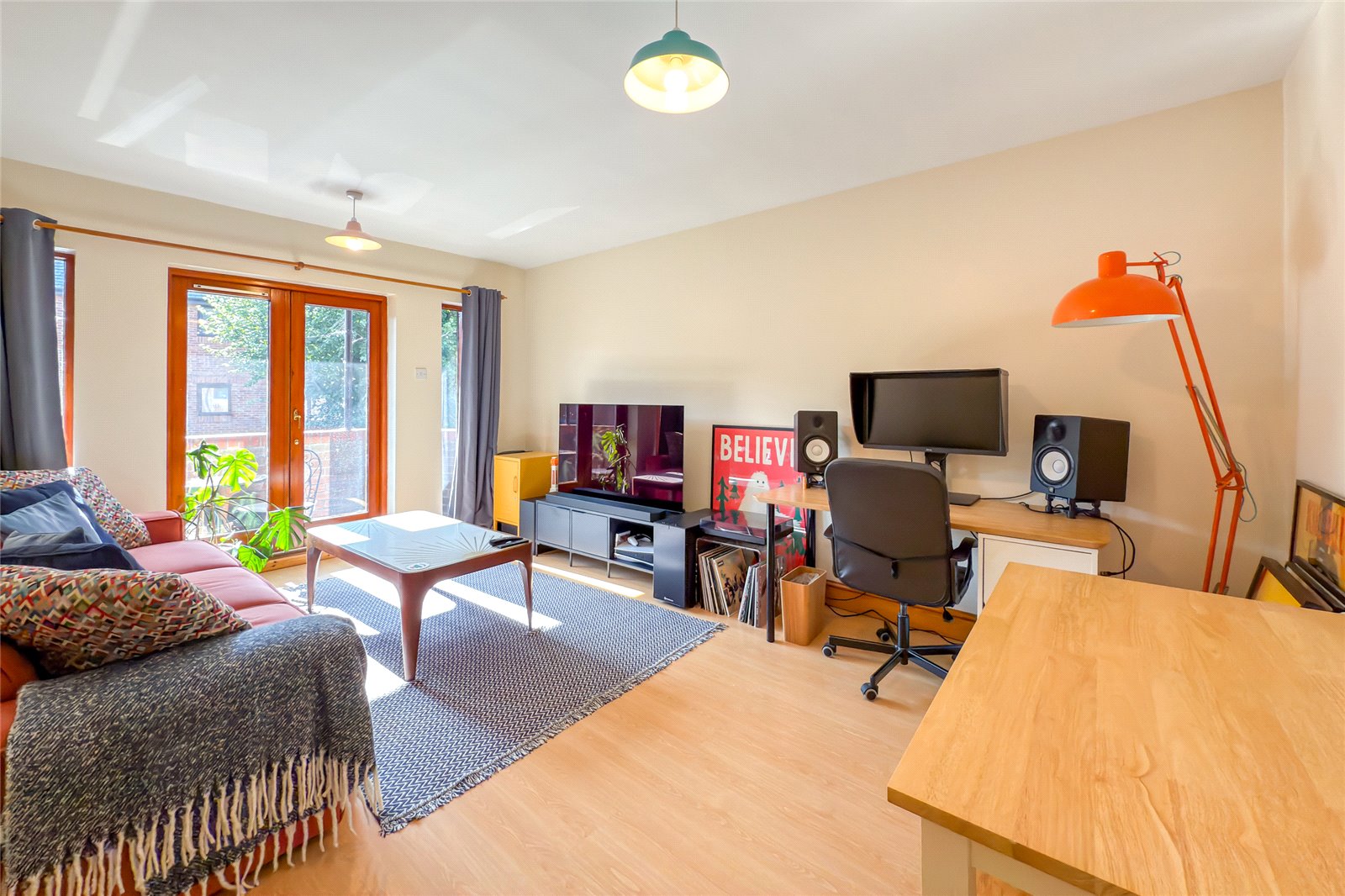 1 bed apartment to rent in Ashtree Court, Granville Road, St Albans, Hertfordshire, AL1 - Property Image 2
