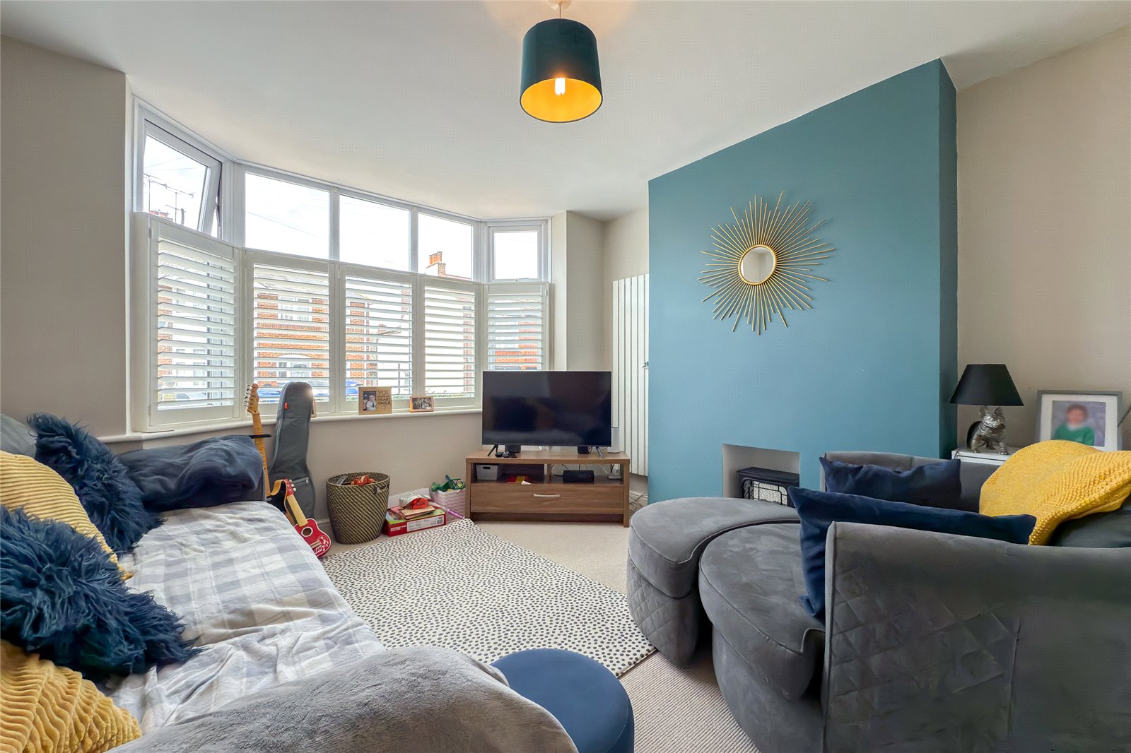 3 bed semi-detached house to rent in Ely Road, St. Albans, Hertfordshire, AL1 - Property Image 2