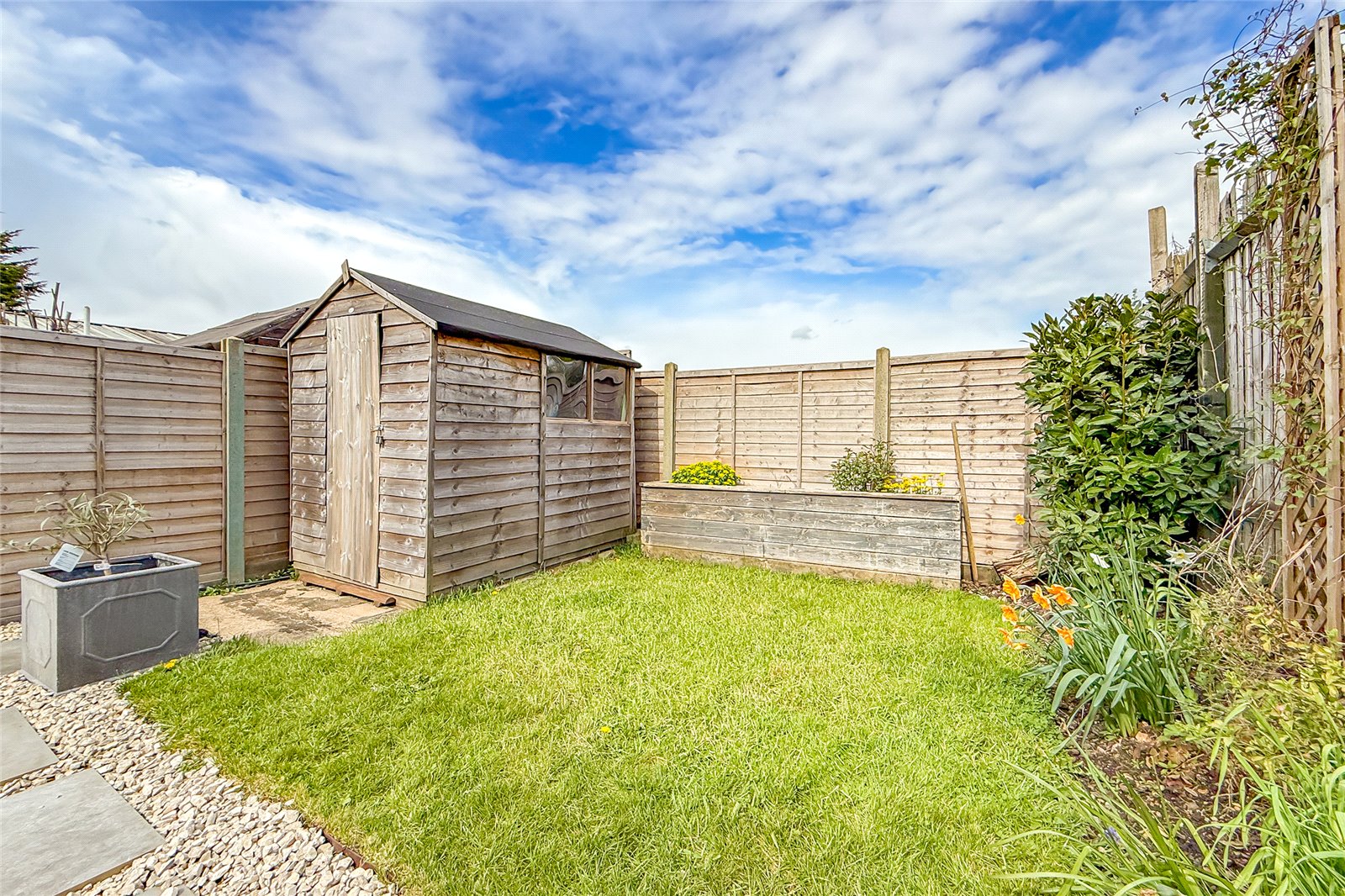 2 bed terraced house for sale in Marshall Avenue, St. Albans, Hertfordshire, AL3 - Property Image 15
