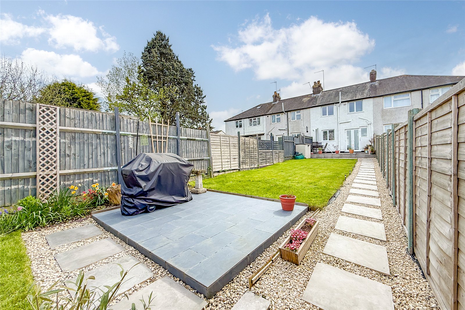 2 bed terraced house for sale in Marshall Avenue, St. Albans, Hertfordshire, AL3 - Property Image 16