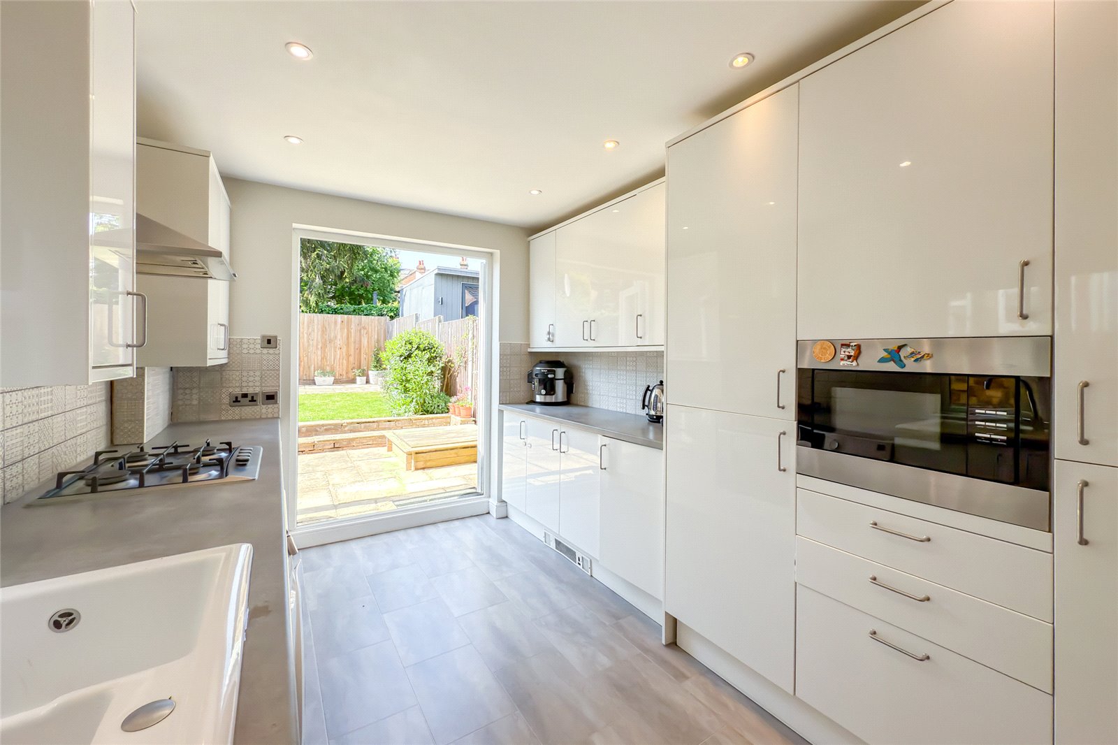 4 bed terraced house for sale in Ladysmith Road, St. Albans, Hertfordshire, AL3  - Property Image 2