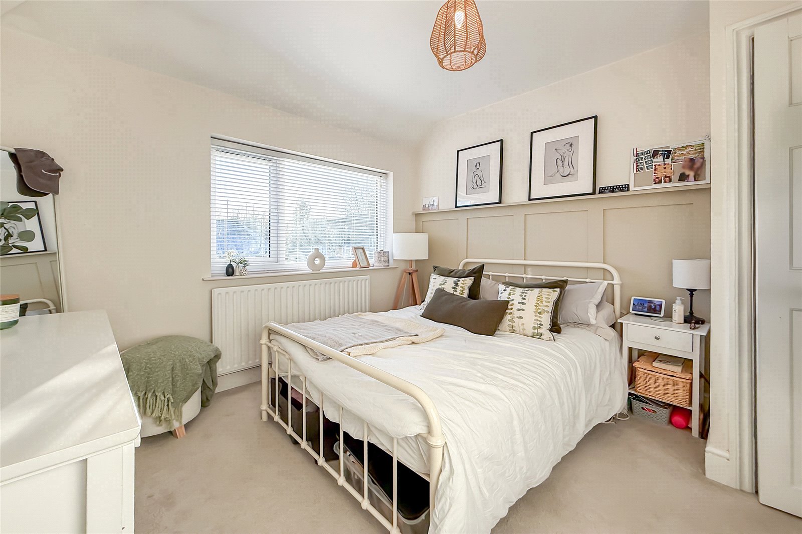 2 bed apartment for sale in Kenton Gardens, St. Albans, Hertfordshire, AL1 - Property Image 7