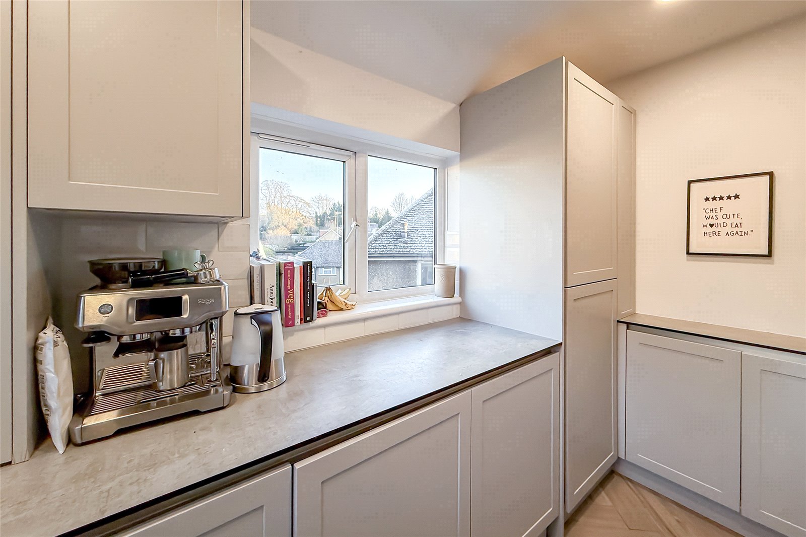 2 bed apartment for sale in Kenton Gardens, St. Albans, Hertfordshire, AL1 - Property Image 12