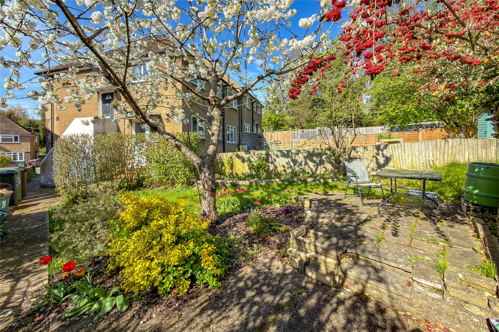 2 bed apartment for sale in Kenton Gardens, St. Albans, Hertfordshire, AL1 - Property Image 14