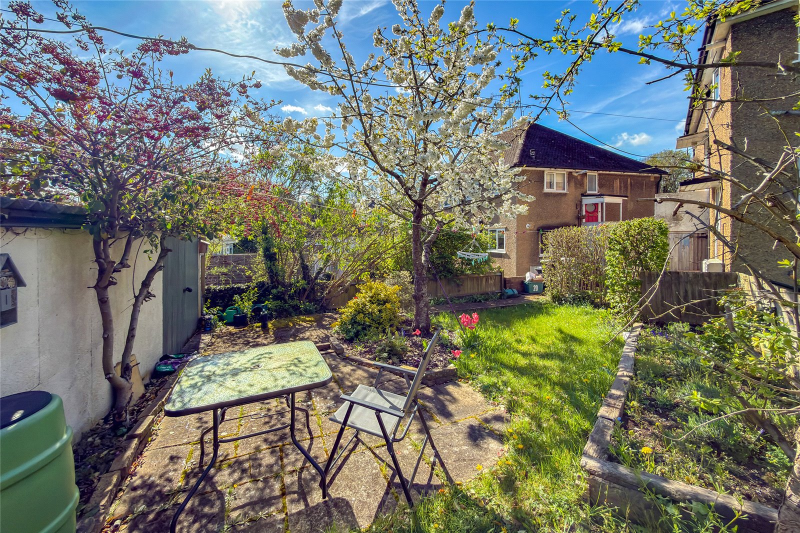 2 bed apartment for sale in Kenton Gardens, St. Albans, Hertfordshire, AL1 - Property Image 10