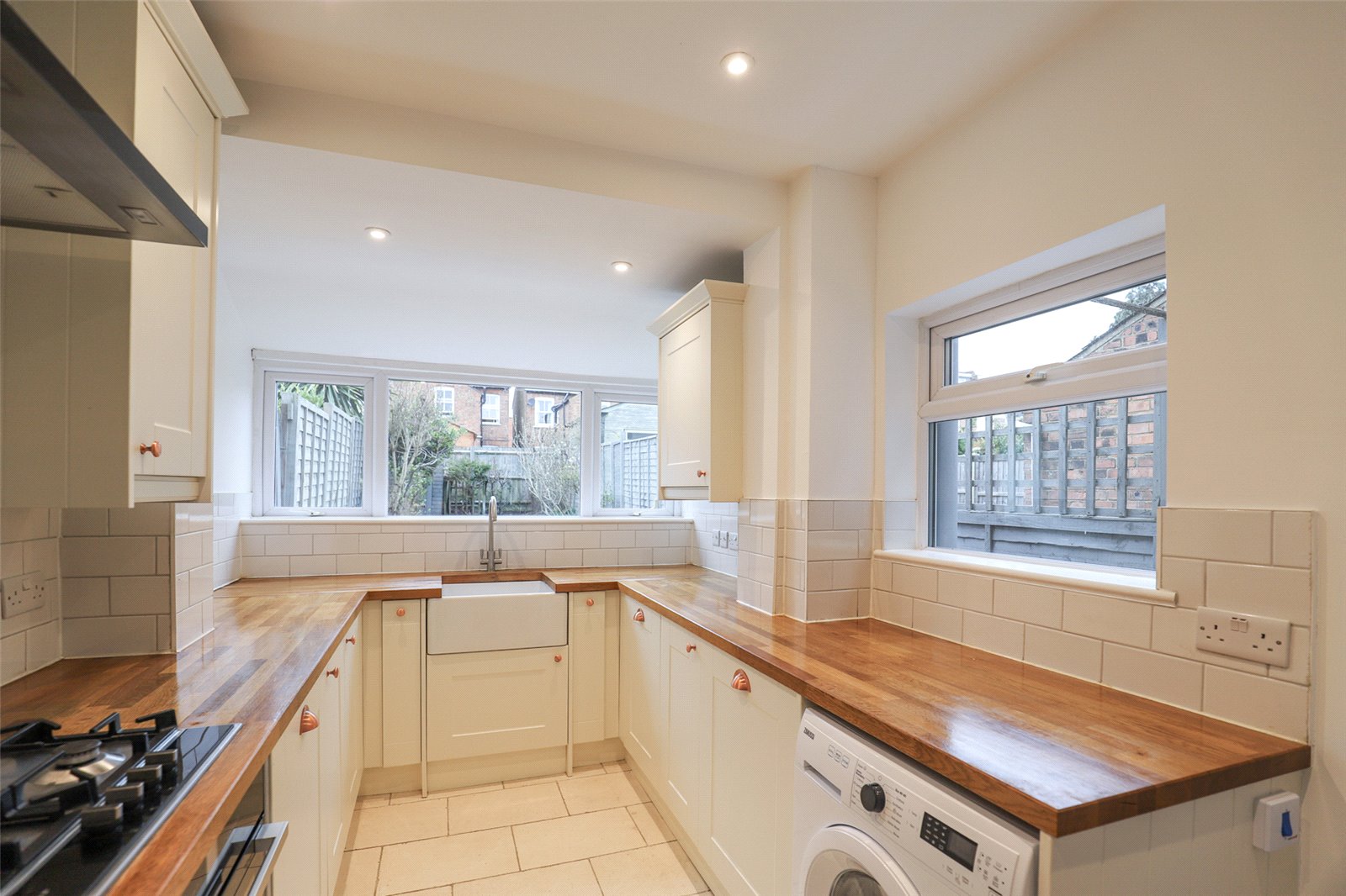 2 bed terraced house to rent in Arthur Road, St. Albans, Hertfordshire, AL1 - Property Image 2
