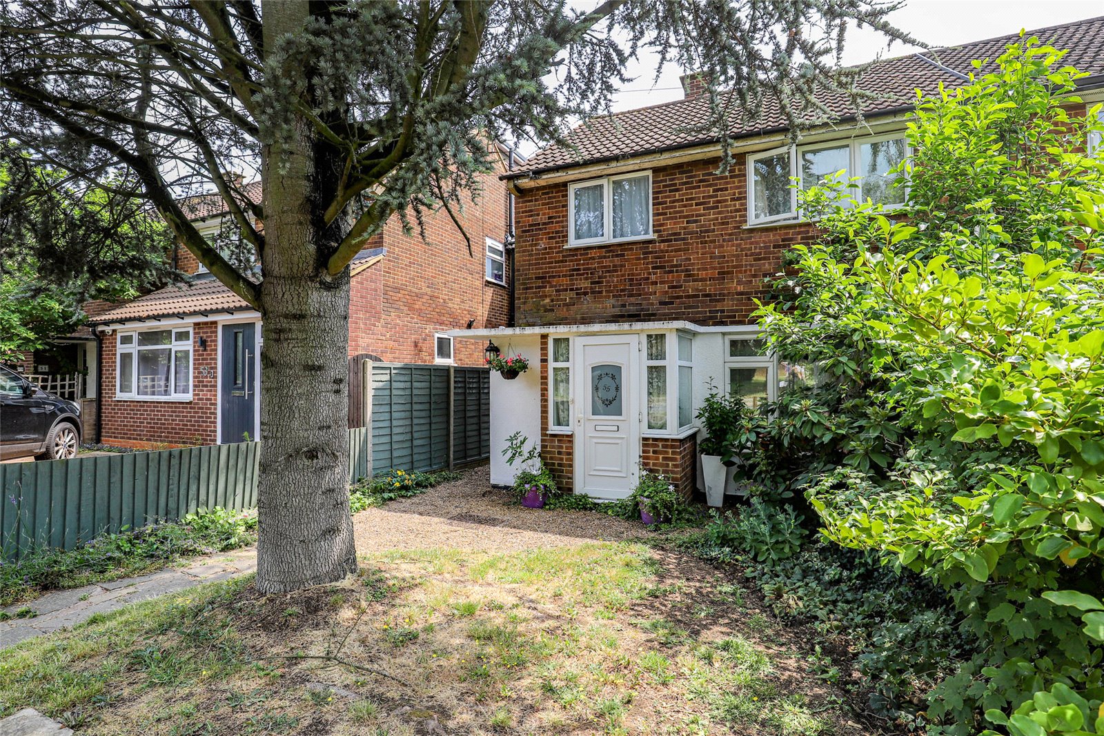 3 bed semi-detached house for sale in Drakes Drive, St. Albans, Hertfordshire, AL1  - Property Image 1