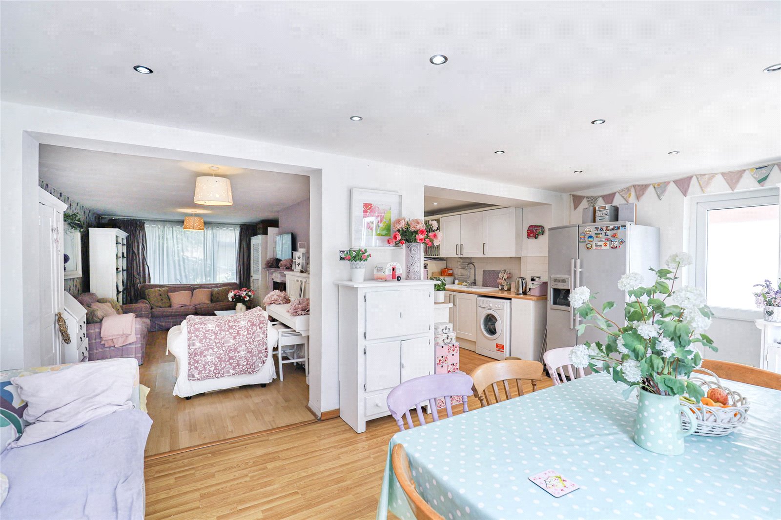 3 bed semi-detached house for sale in Drakes Drive, St. Albans, Hertfordshire, AL1  - Property Image 3