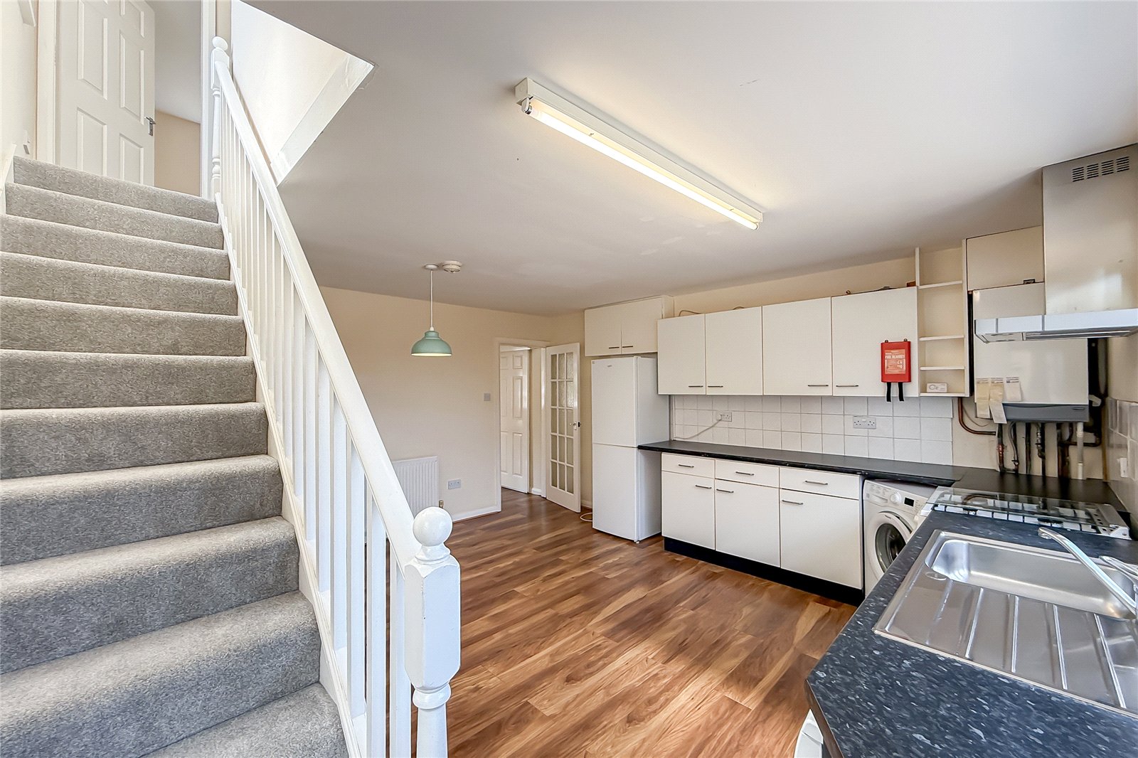 3 bed semi-detached house to rent in Tewin Close, St. Albans, Hertfordshire, AL4 - Property Image 5