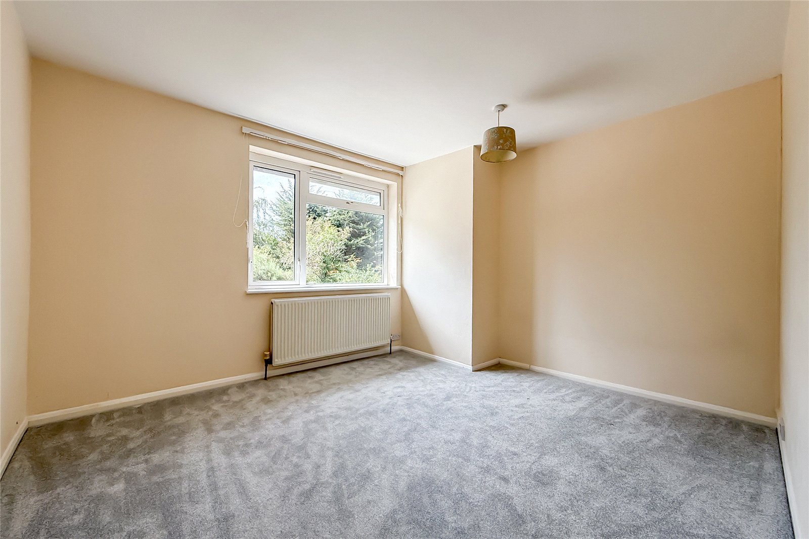 3 bed semi-detached house to rent in Tewin Close, St. Albans, Hertfordshire, AL4 - Property Image 9
