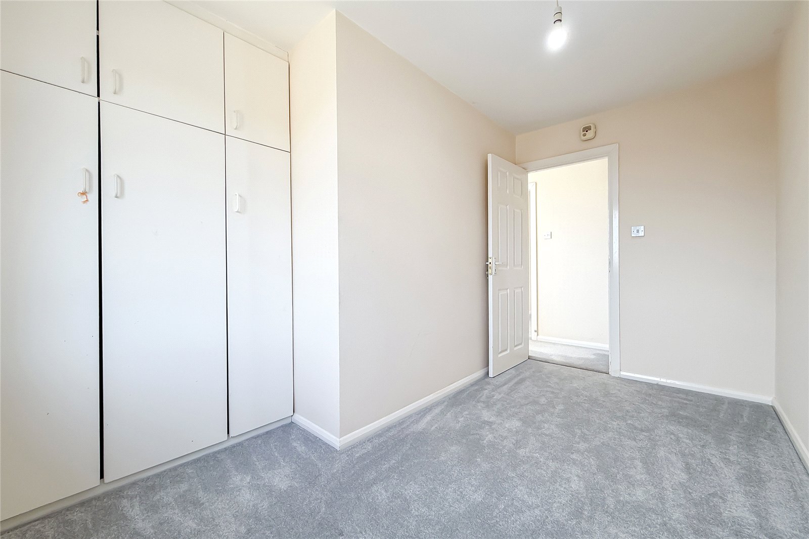 3 bed semi-detached house to rent in Tewin Close, St. Albans, Hertfordshire, AL4 - Property Image 10