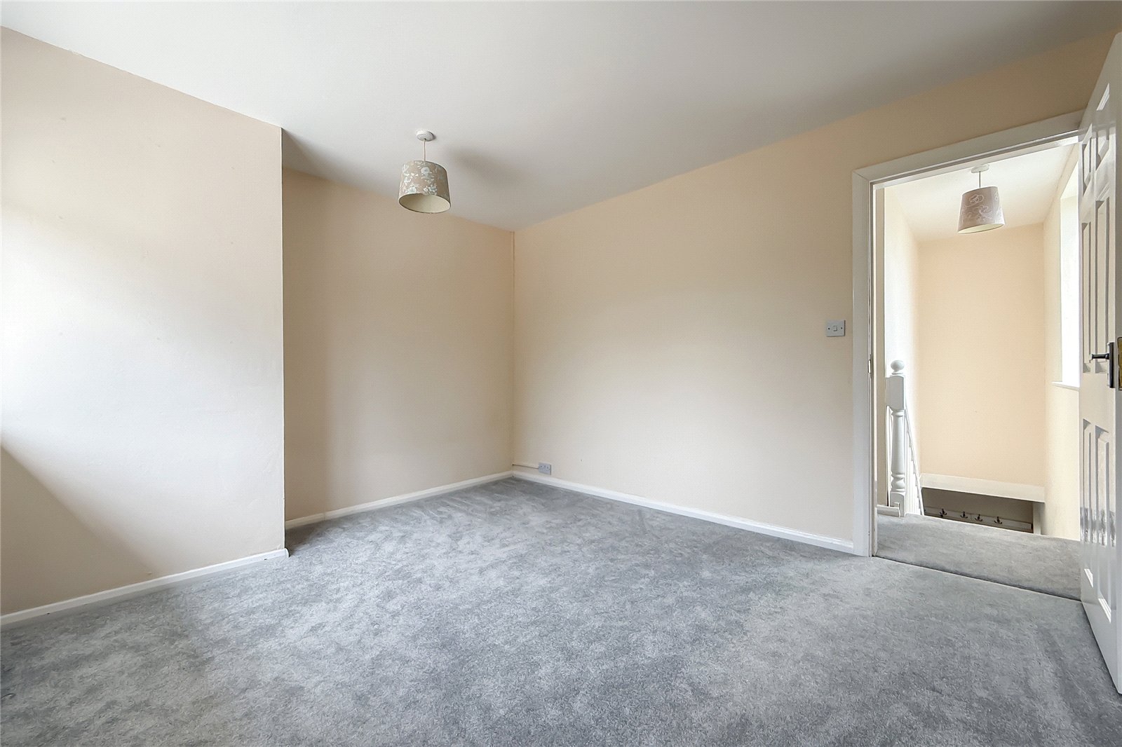 3 bed semi-detached house to rent in Tewin Close, St. Albans, Hertfordshire, AL4 - Property Image 12