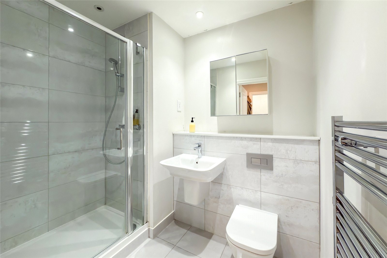 2 bed apartment for sale in Verona Court, Roland Street, St. Albans, Hertfordshire, AL1 - Property Image 6
