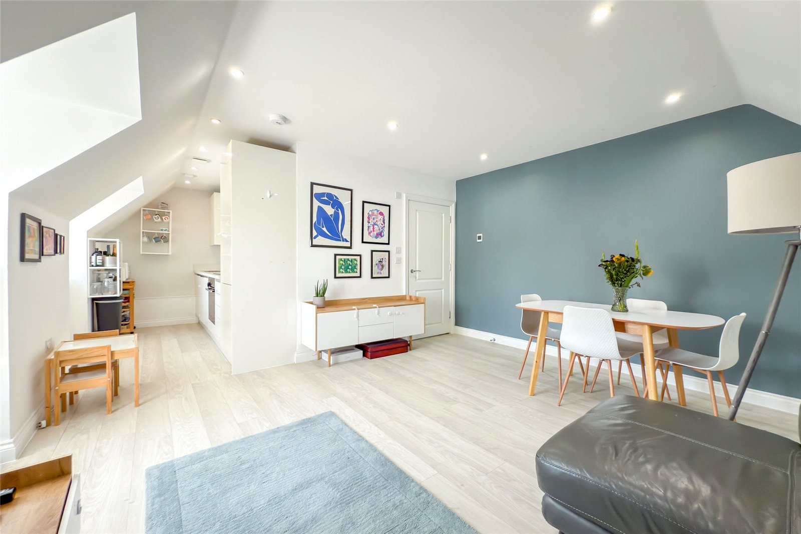 2 bed apartment for sale in Verona Court, Roland Street, St. Albans, Hertfordshire, AL1 - Property Image 13