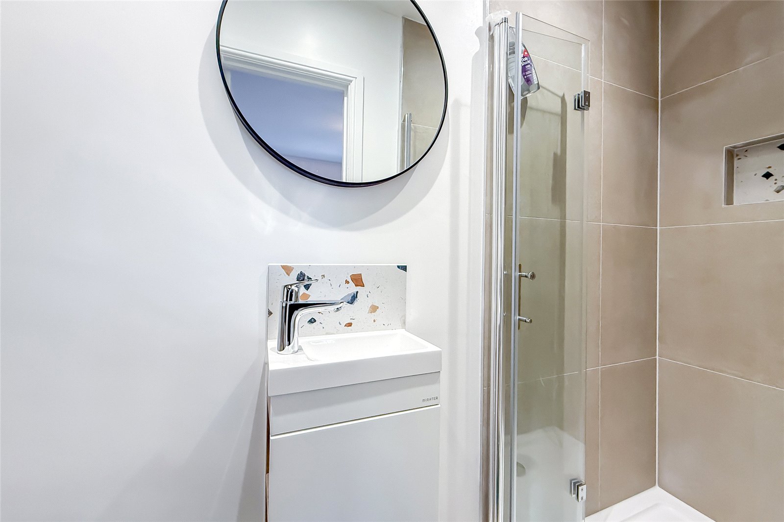 2 bed end of terrace house for sale in Folly Avenue, St. Albans, Hertfordshire, AL3 - Property Image 9