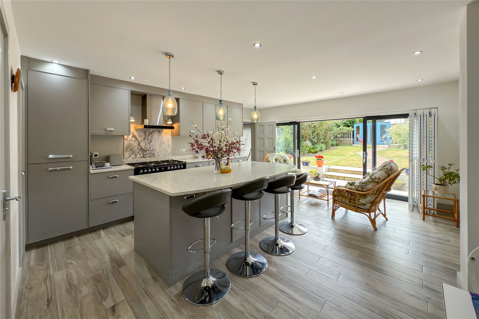 4 bed detached house for sale in Orchard Drive, Park Street, St. Albans, Hertfordshire, AL2  - Property Image 2