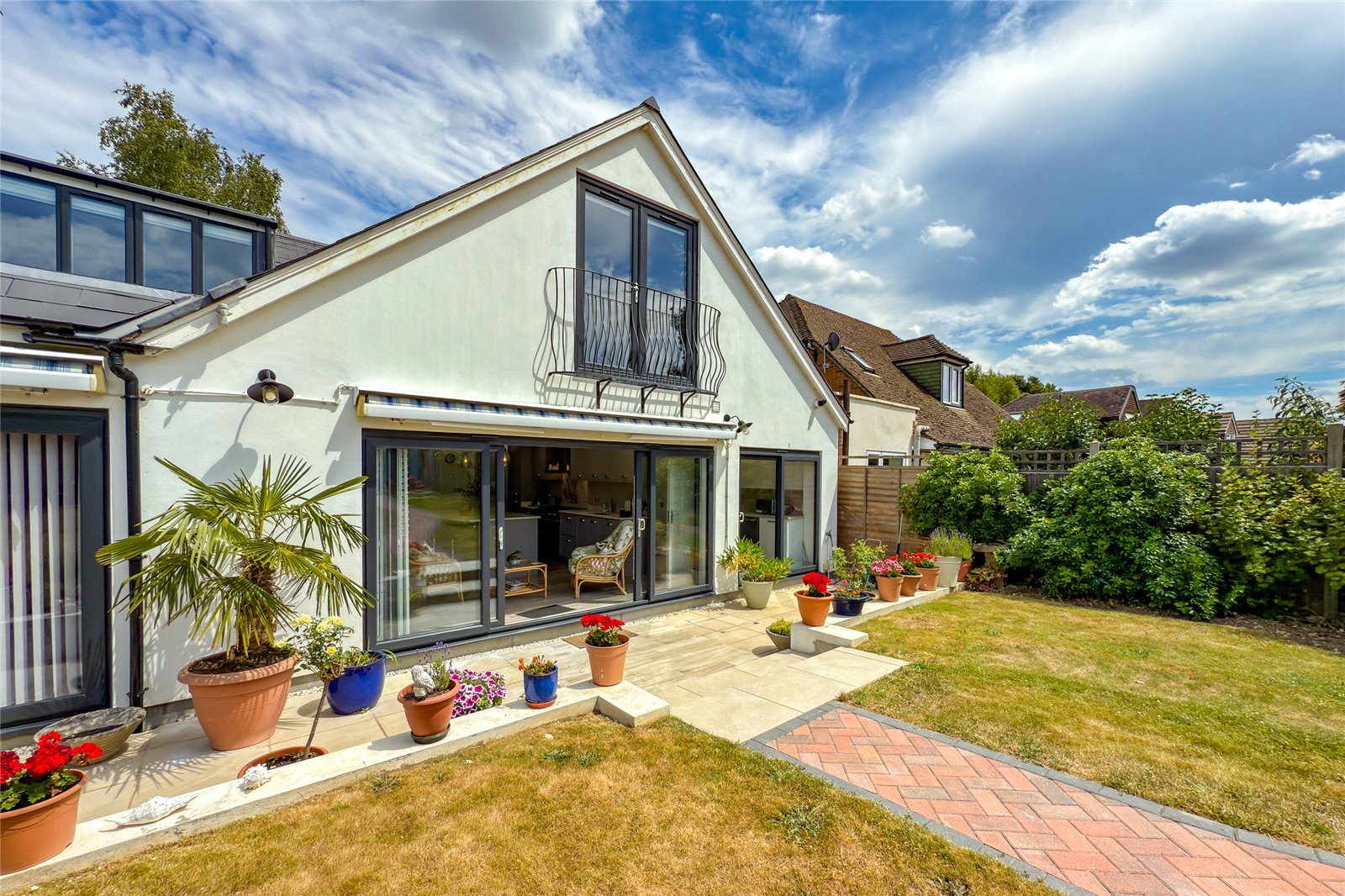 4 bed detached house for sale in Orchard Drive, Park Street, St. Albans, Hertfordshire, AL2  - Property Image 12